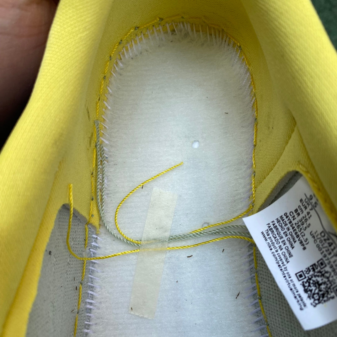 Nike Air Jordan 1 Retro Low OG SP Travis Scott Canary (Women's) DZ4137-700