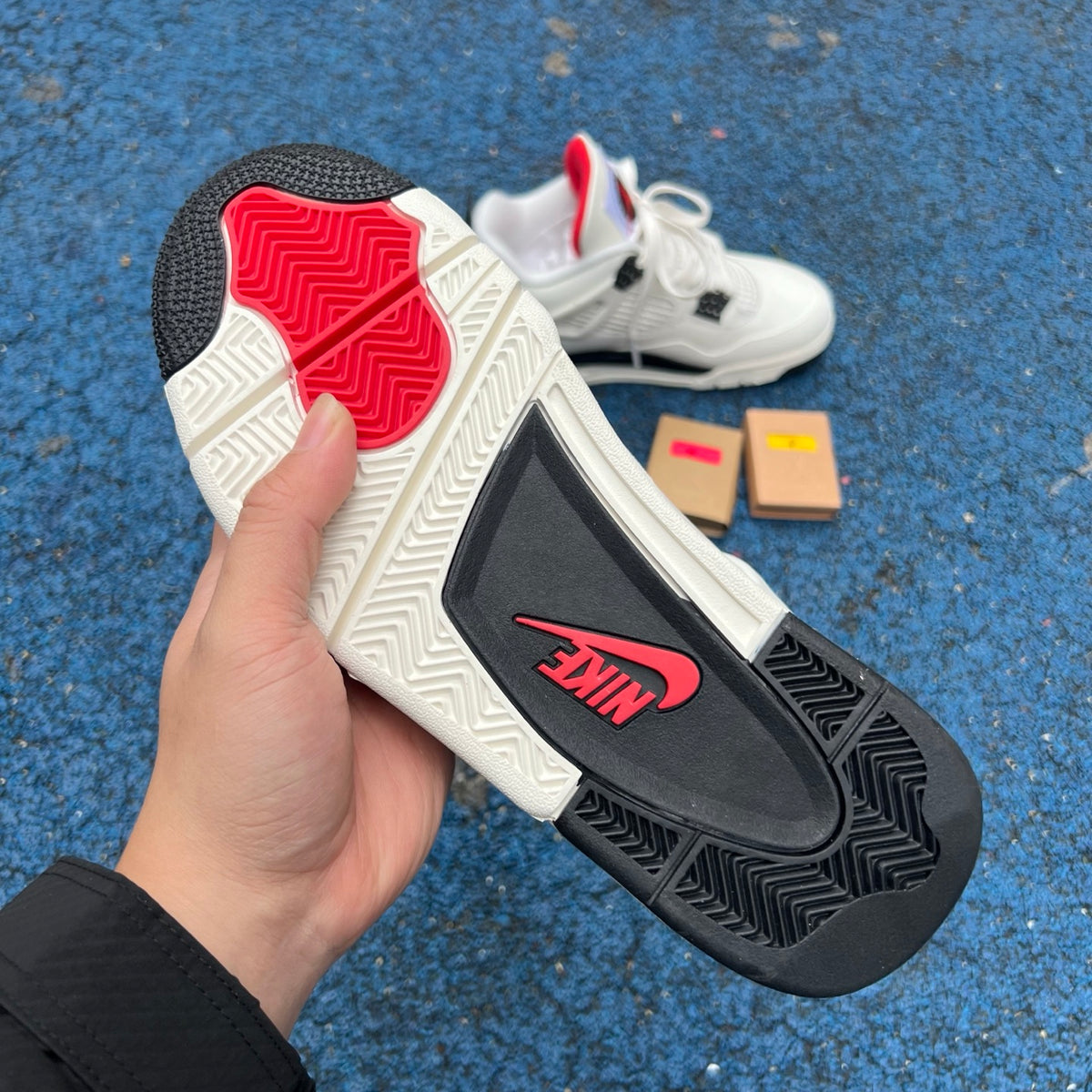 Nike Air Jordan 4 Retro Flight Club IM4002-100