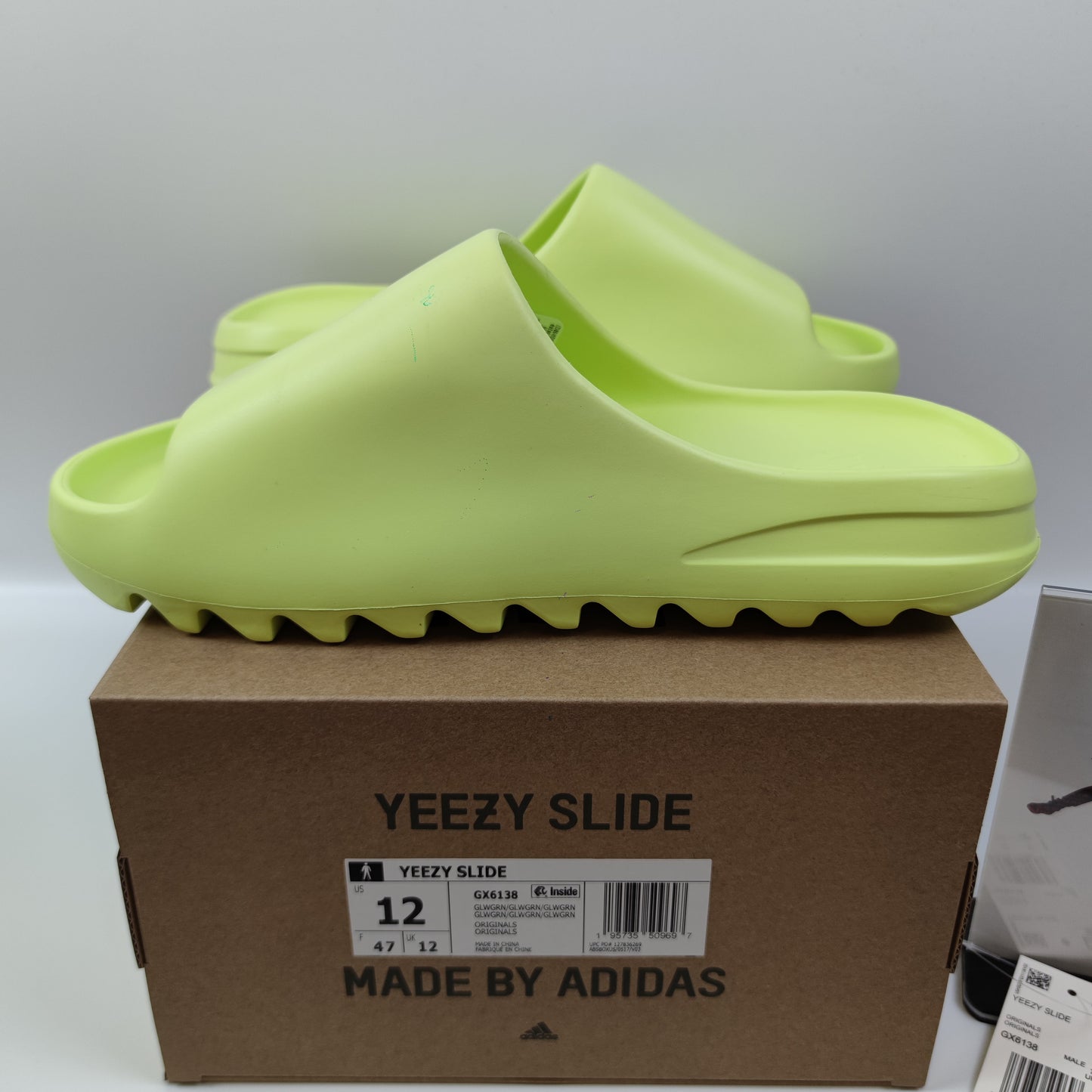 Adidas Originals Yeezy Slide "Glow Green" GX6138 - Nike x Jordan
