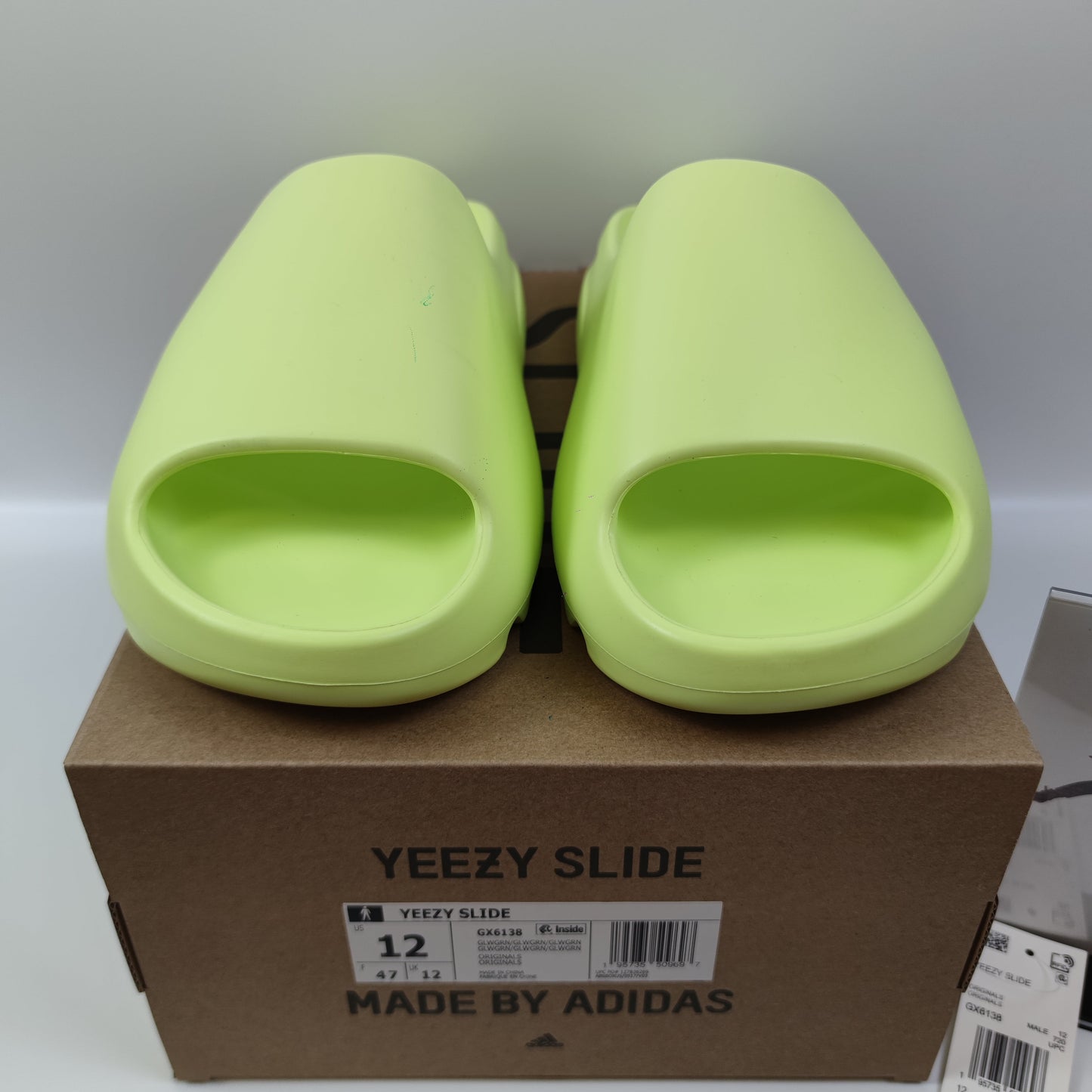 Adidas Originals Yeezy Slide "Glow Green" GX6138 - Nike x Jordan