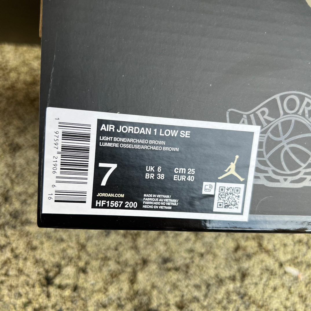 Air Jordan 1 Low SE V2 HF1567-200 - Nike x Jordan