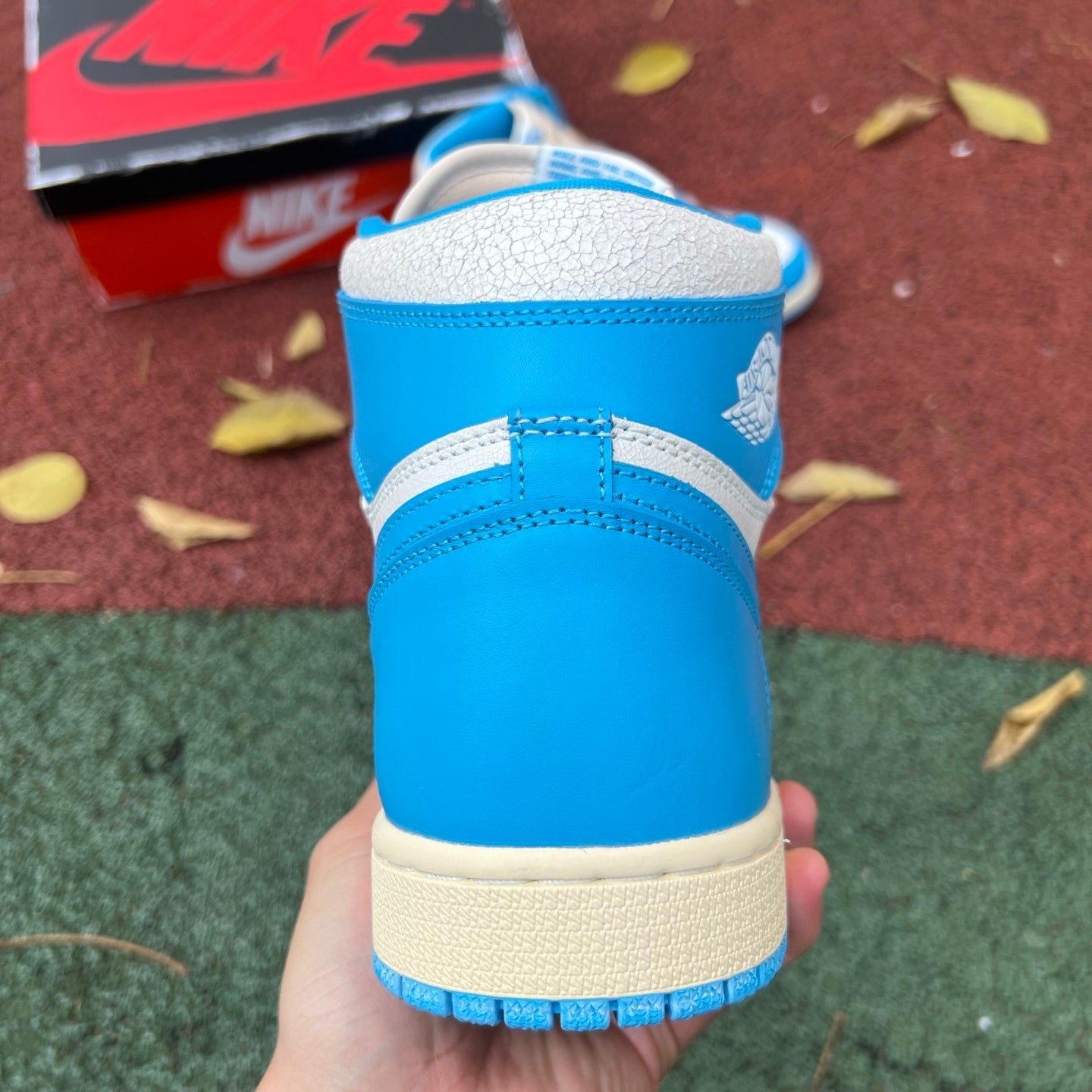 Air Jordan 1 Retro High OG "UNC Reimagined" DZ5485-402 - Nike x Jordan