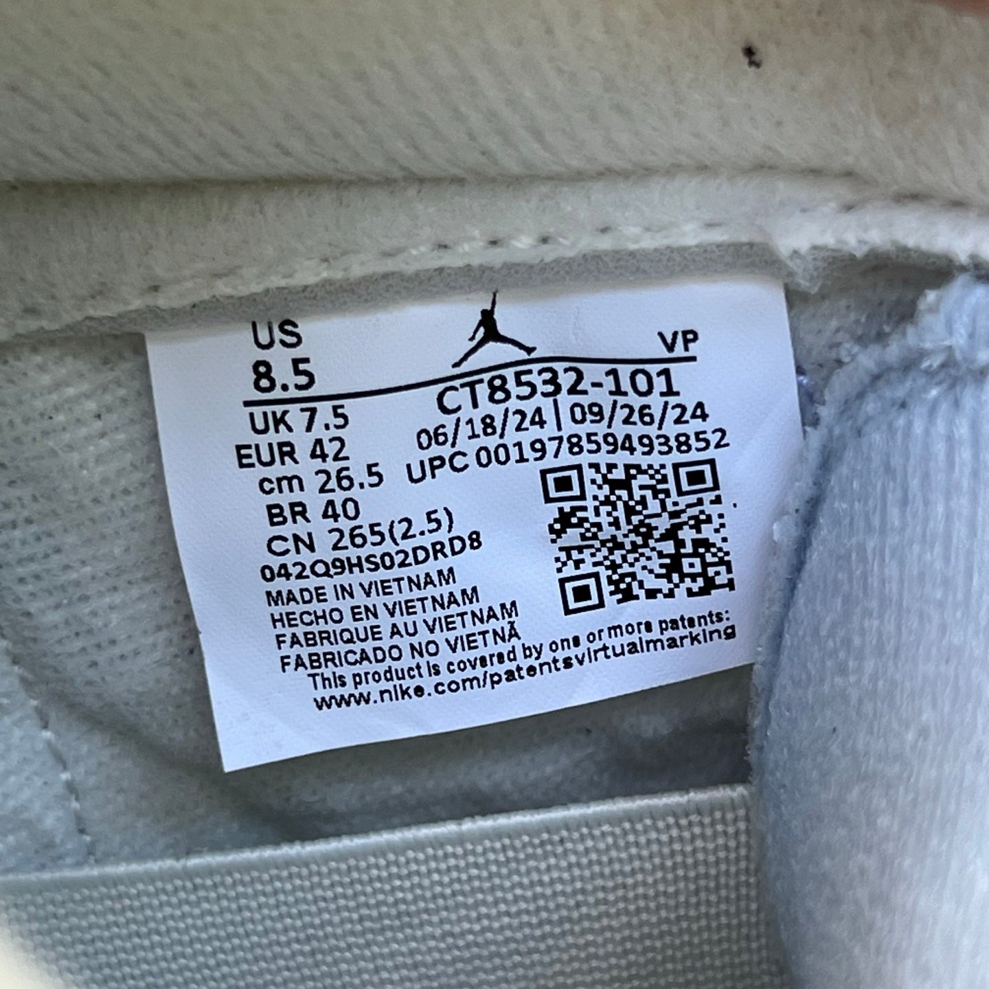 Air Jordan 3 Retro "Lucky Shorts" CT8532-101 - Nike x Jordan