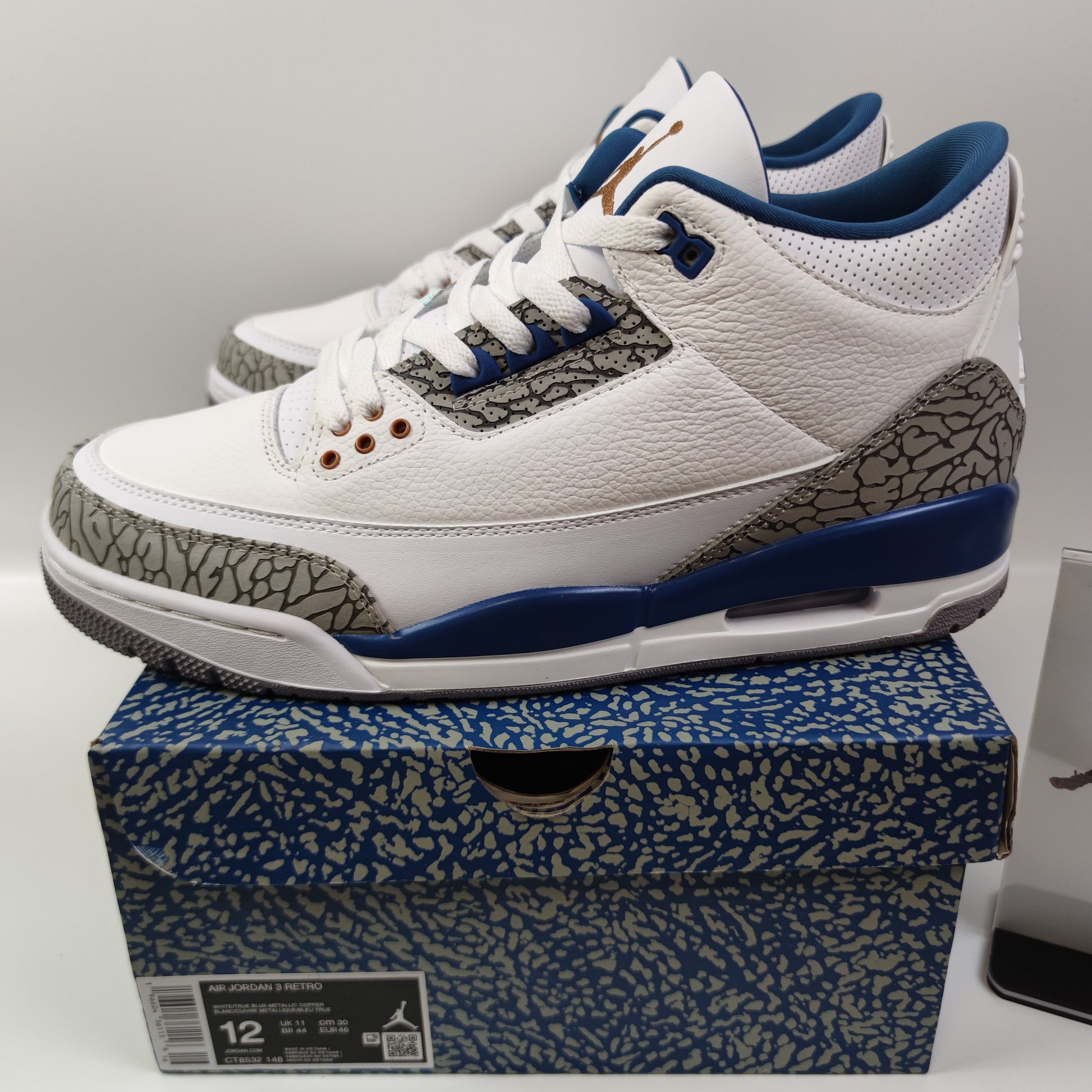 Air Jordan 3 Retro "White and True Blue" CT8532-148 - Nike x Jordan