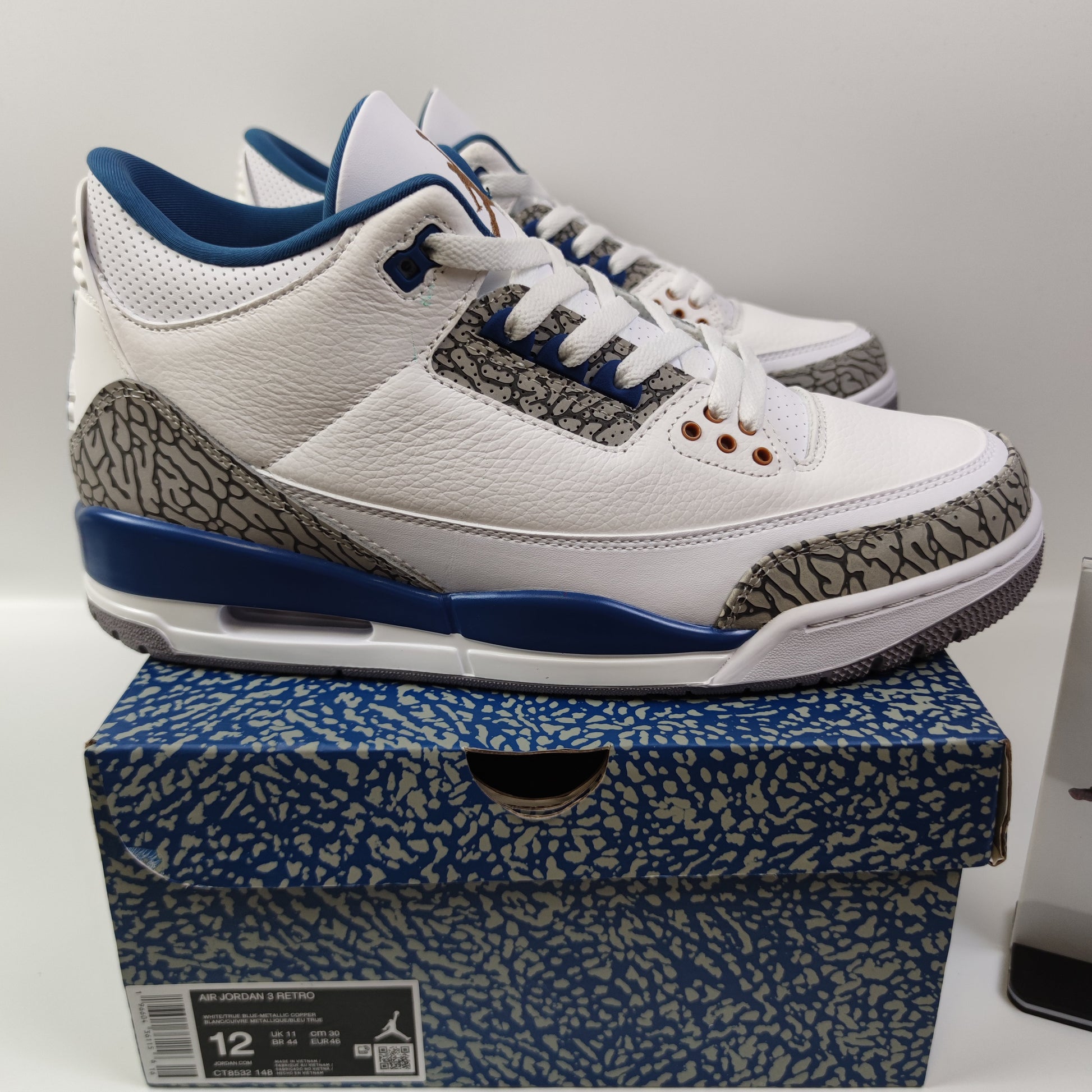 Air Jordan 3 Retro "White and True Blue" CT8532-148 - Nike x Jordan