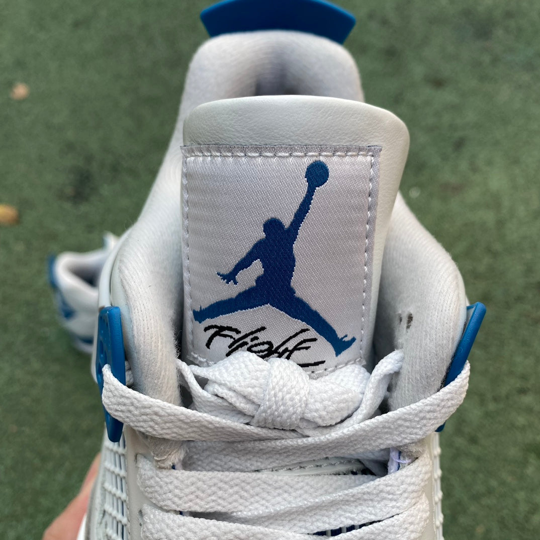 Air Jordan 4 Retro "Military Blue" FV5029-141 - Nike x Jordan