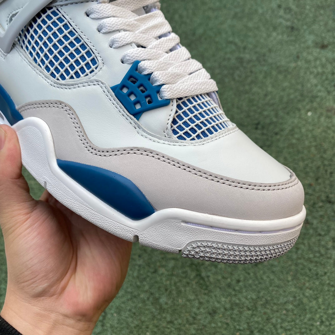 Air Jordan 4 Retro "Military Blue" FV5029-141 - Nike x Jordan