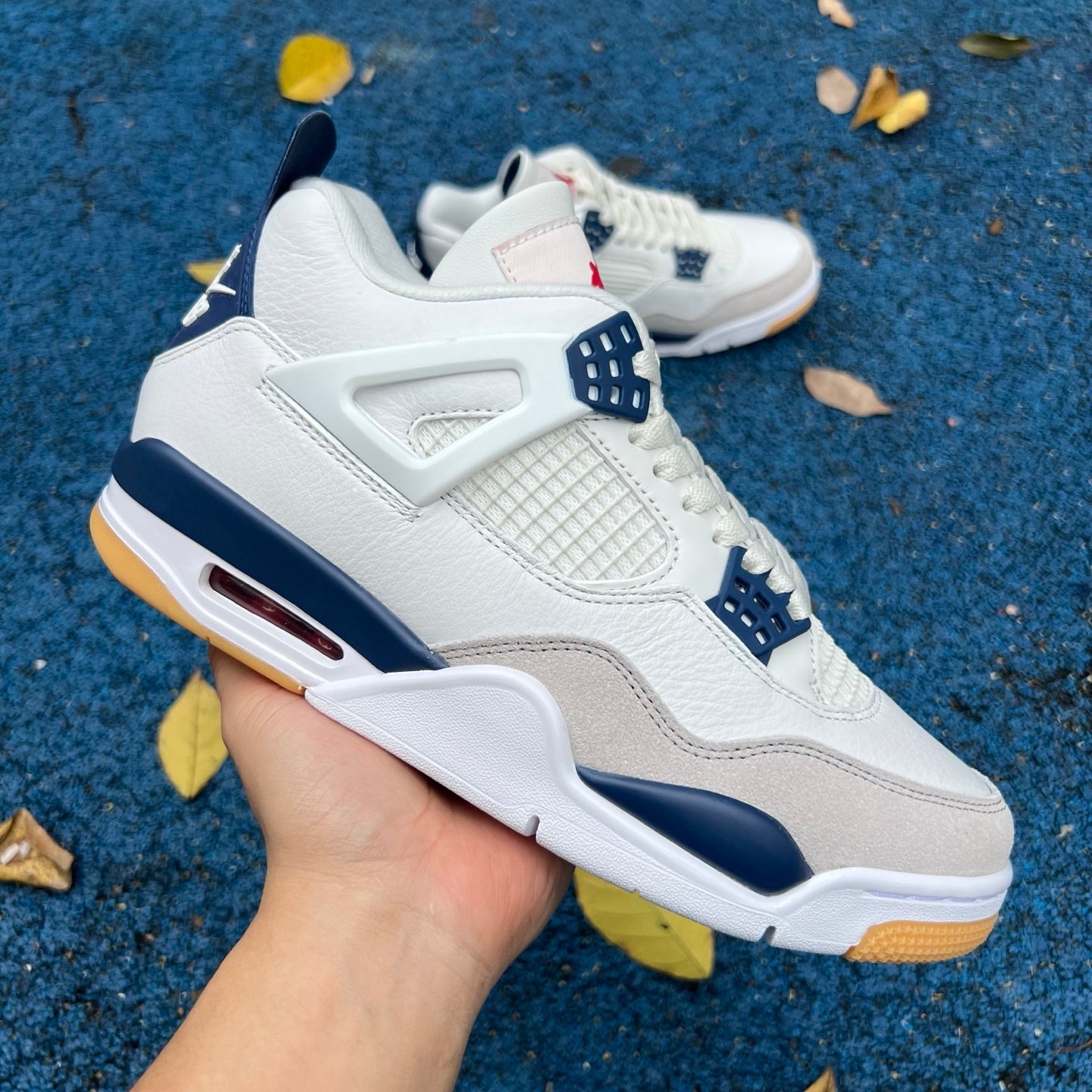 Air Jordan 4 Retro SB Navy DR5415-100 - Nike x Jordan