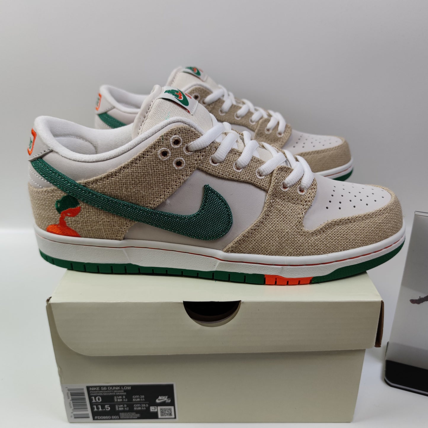 Jarritos x Nike SB Dunk Low FD0860-001 - Nike x Jordan