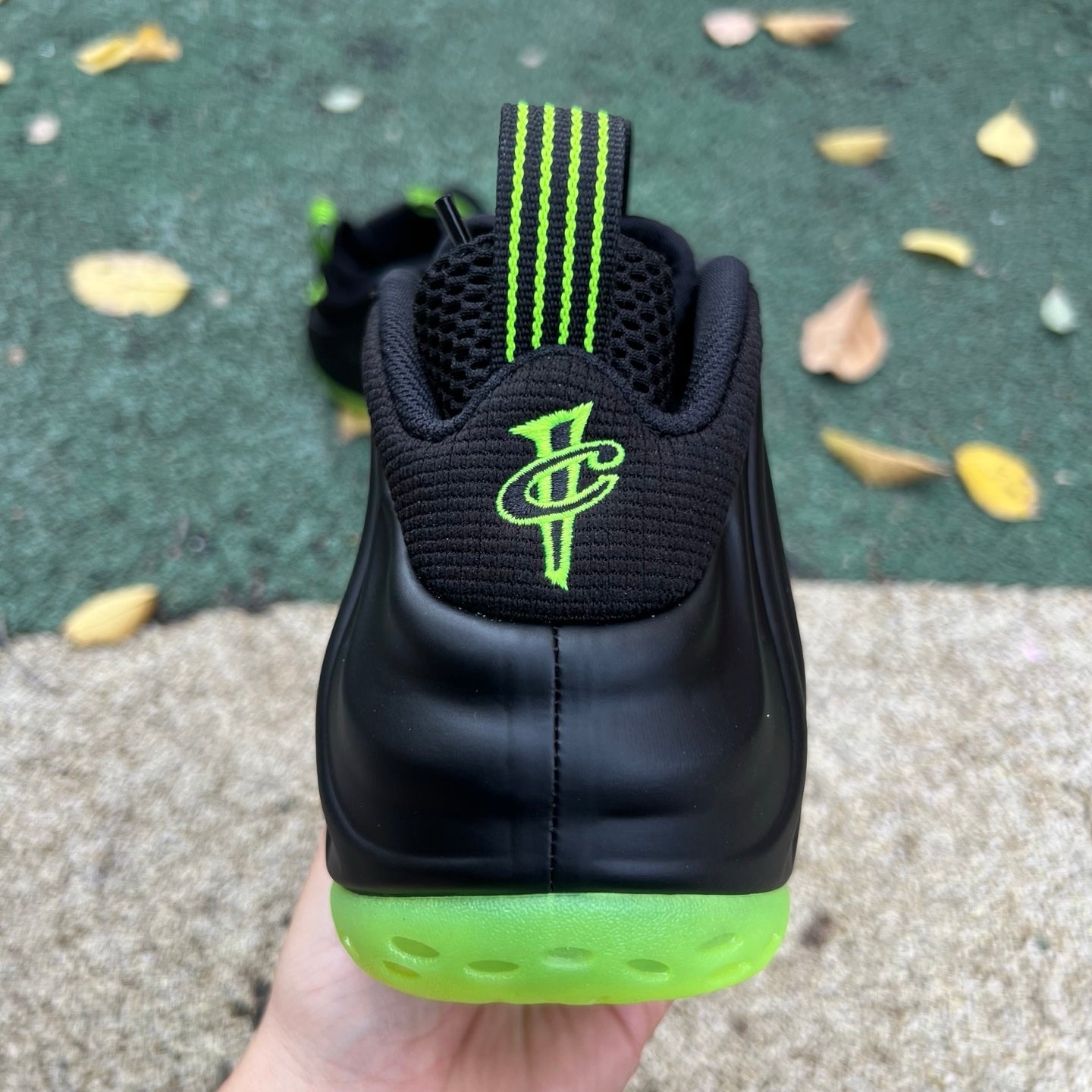 Nike Air Foamposite One HF2902-001 - Nike x Jordan