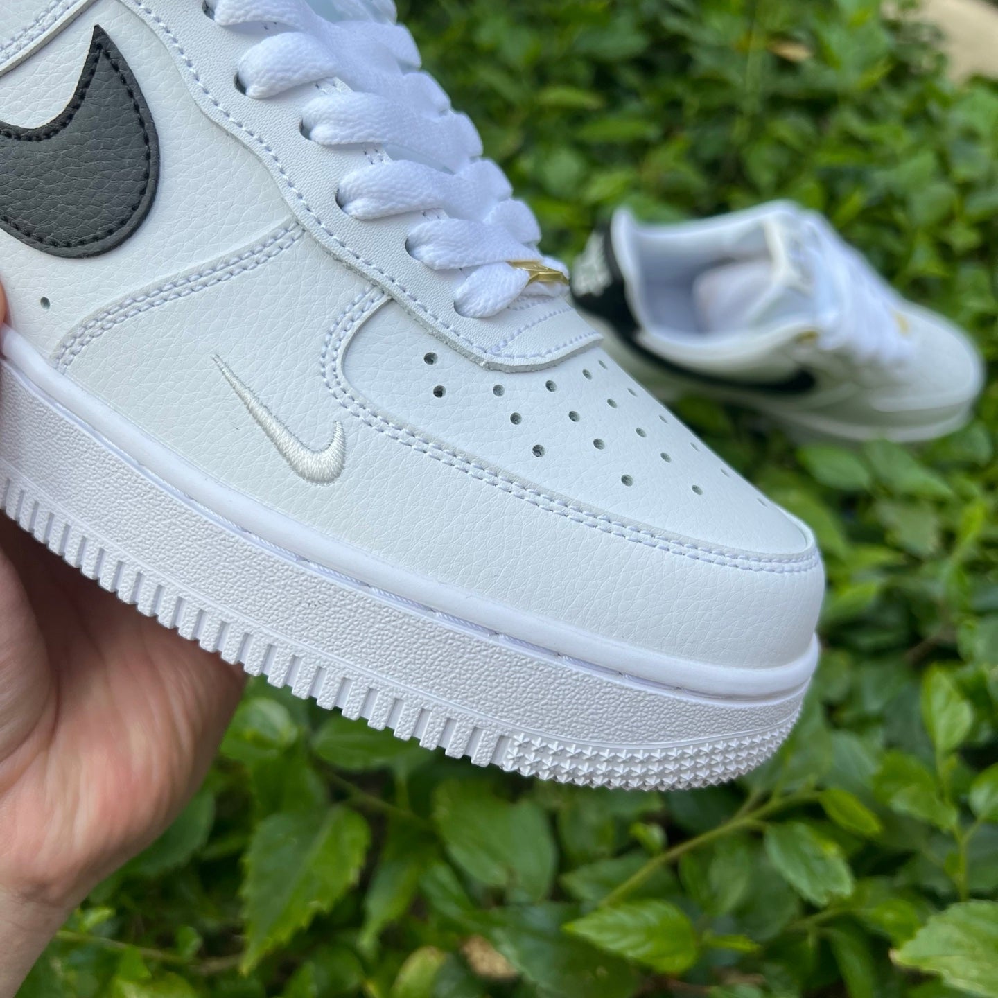 Nike Air Force 1 Low '07 LV8 40th Anniversary White Black DQ7658-100 - Nike x Jordan