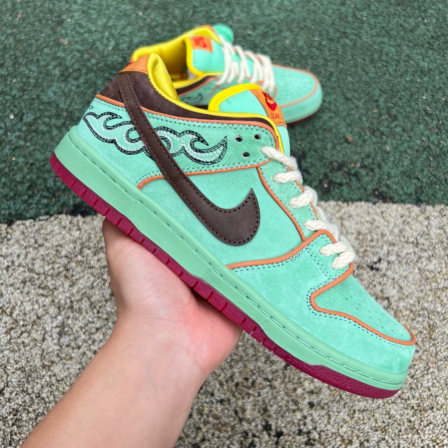 Nike SB Dunk Low "Shenron" HF3058-300 - Nike x Jordan