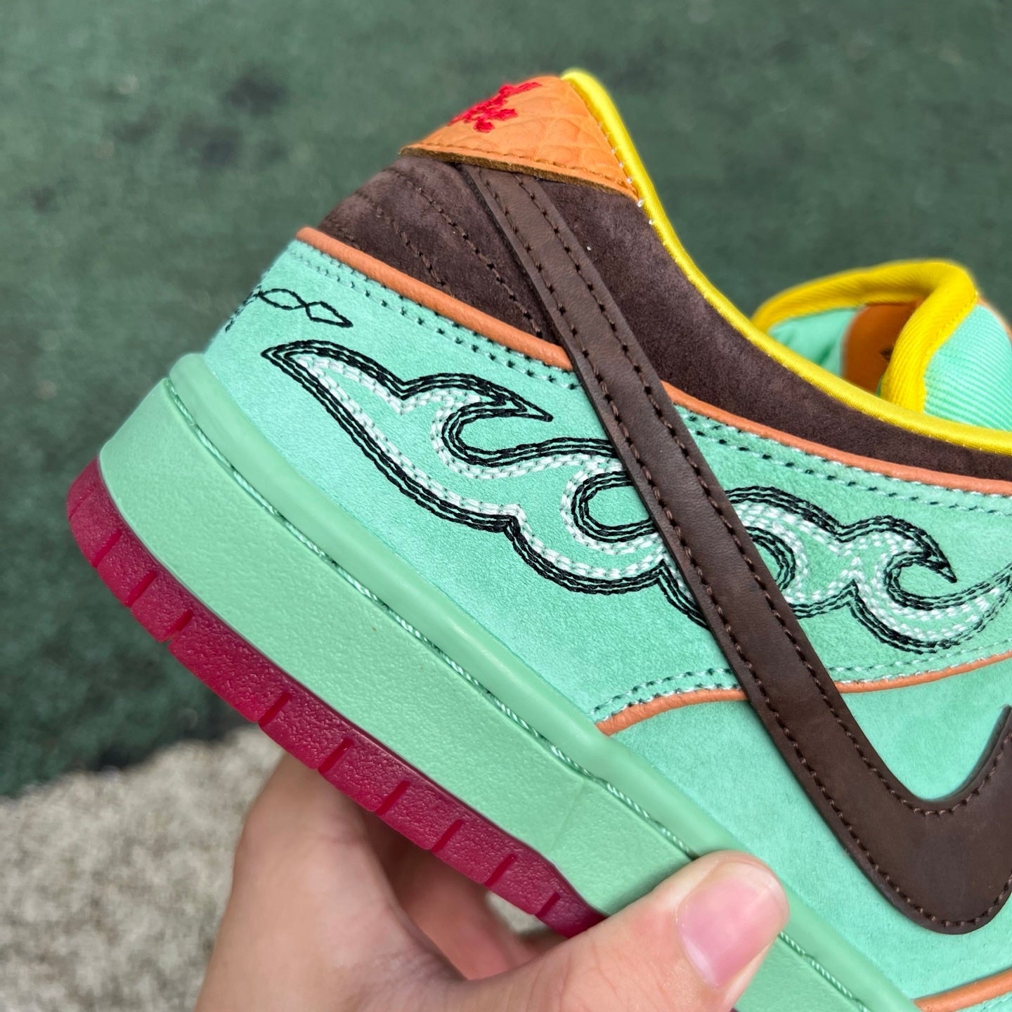 Nike SB Dunk Low "Shenron" HF3058-300 - Nike x Jordan