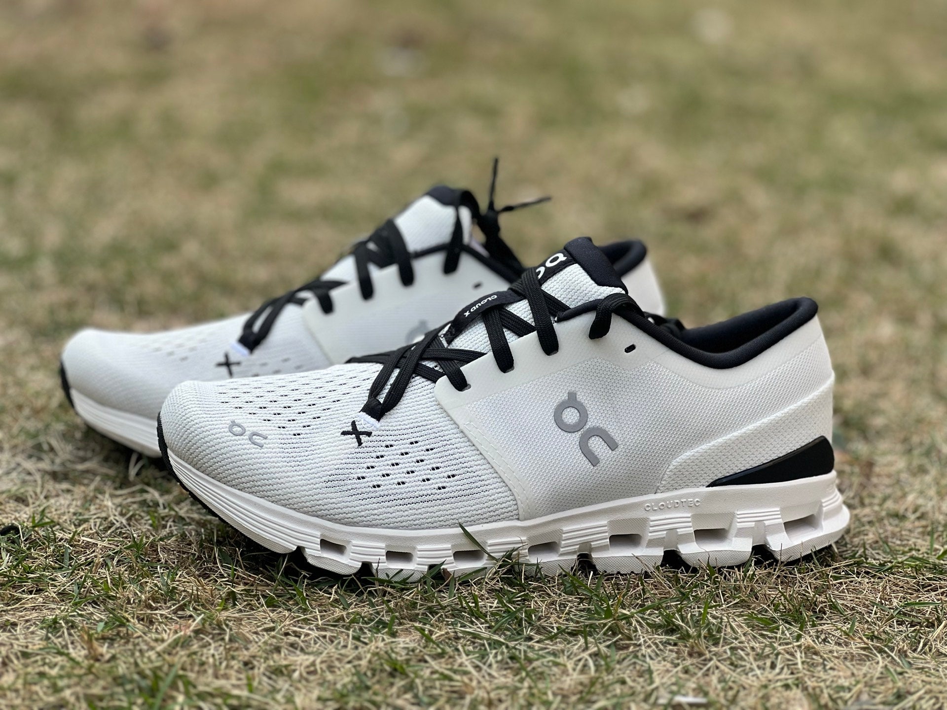 On Running Cloud X 4 Ivory Black 3ME30040791 - Nike x Jordan