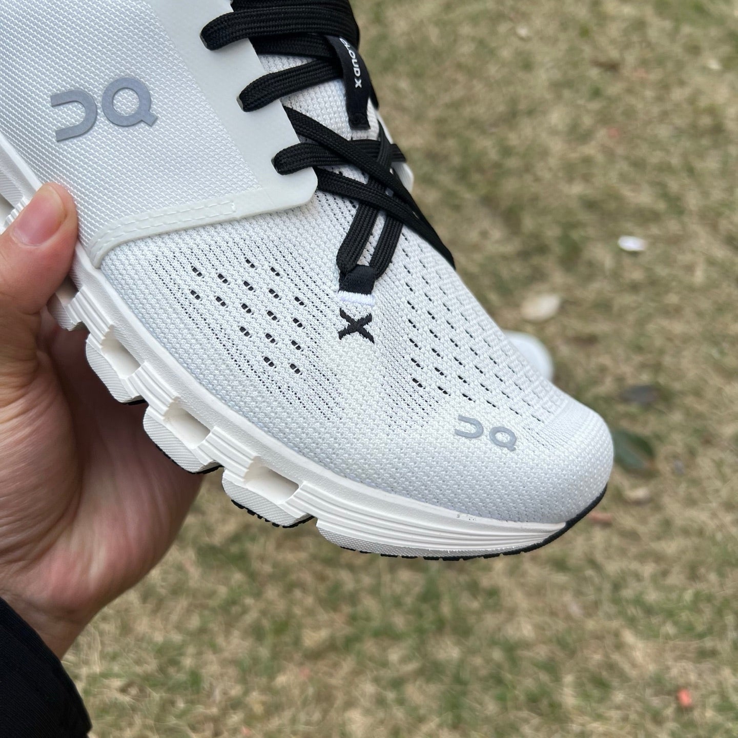 On Running Cloud X 4 Ivory Black 3ME30040791 - Nike x Jordan