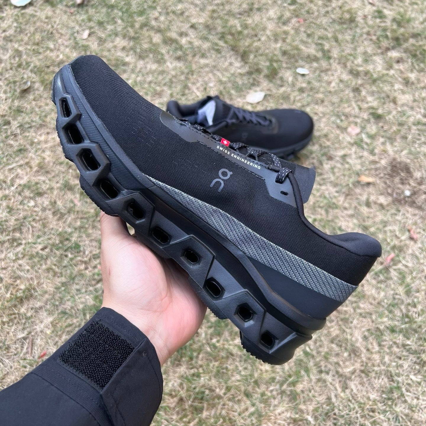 On Running Cloudmonster 2 Black Eclipse 3ME10121043 - Nike x Jordan