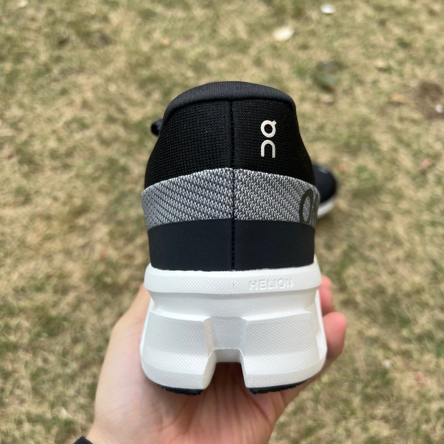 On Running Cloudmonster 2 Black Frost 3ME10121197 - Nike x Jordan