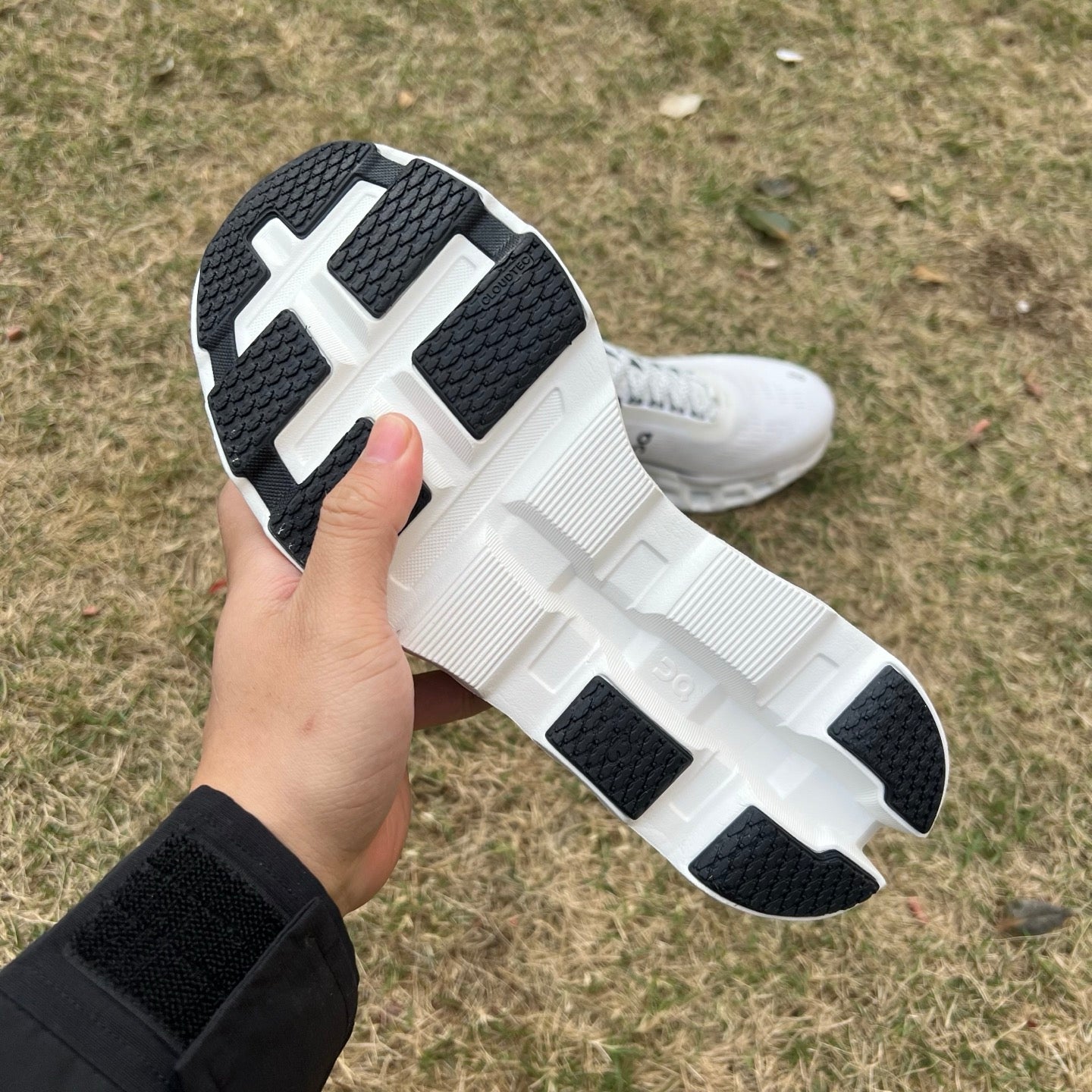 On Running Cloudmonster 2 White Frost 3ME10120664 - Nike x Jordan
