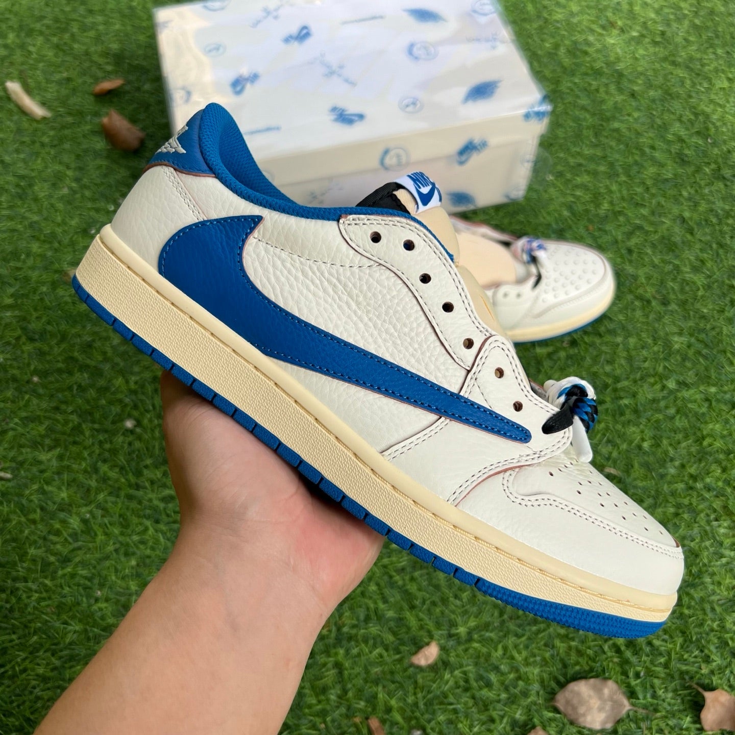 Travis Scott x Air Jordan 1 Low OG DM7866-104 - Nike x Jordan