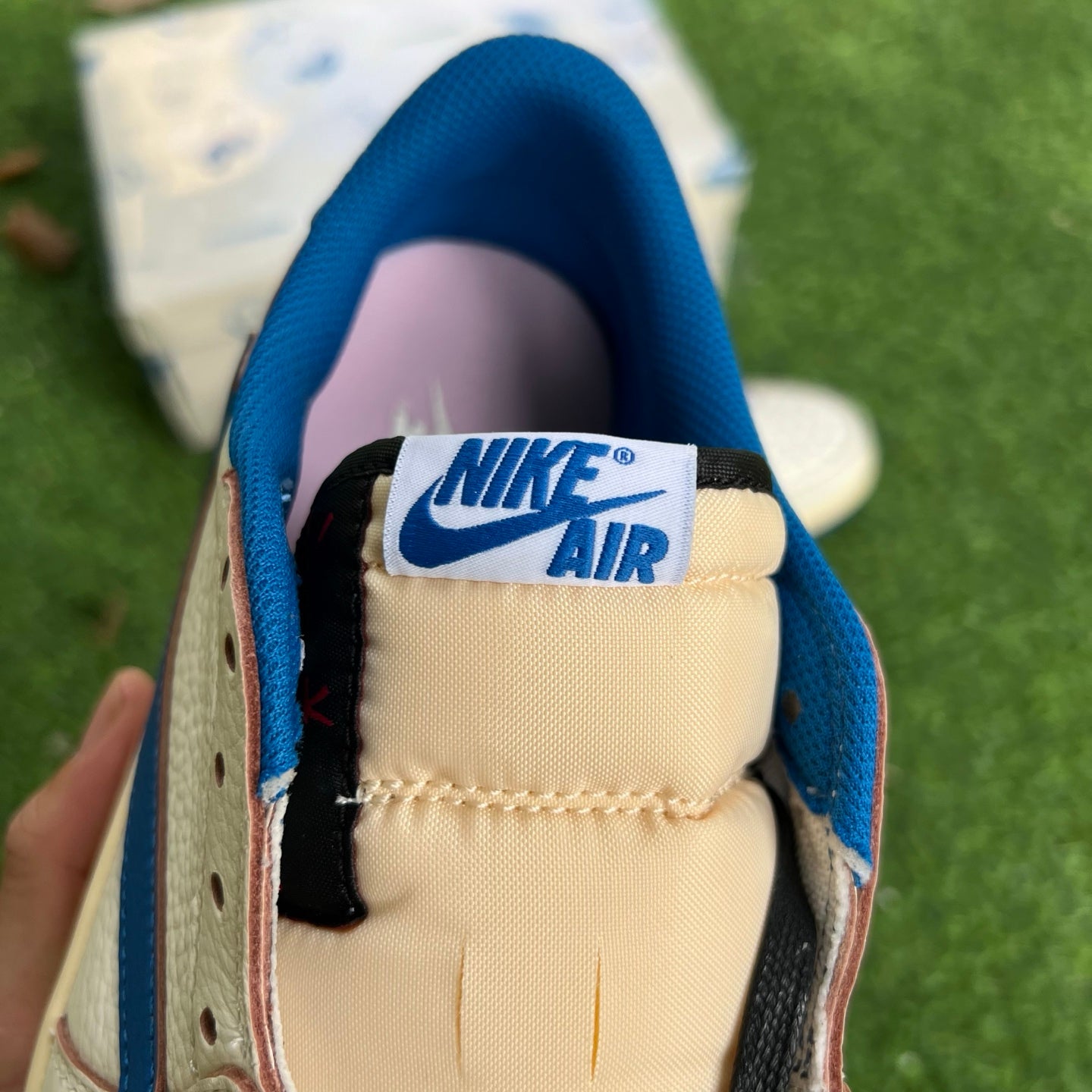 Travis Scott x Air Jordan 1 Low OG DM7866-104 - Nike x Jordan