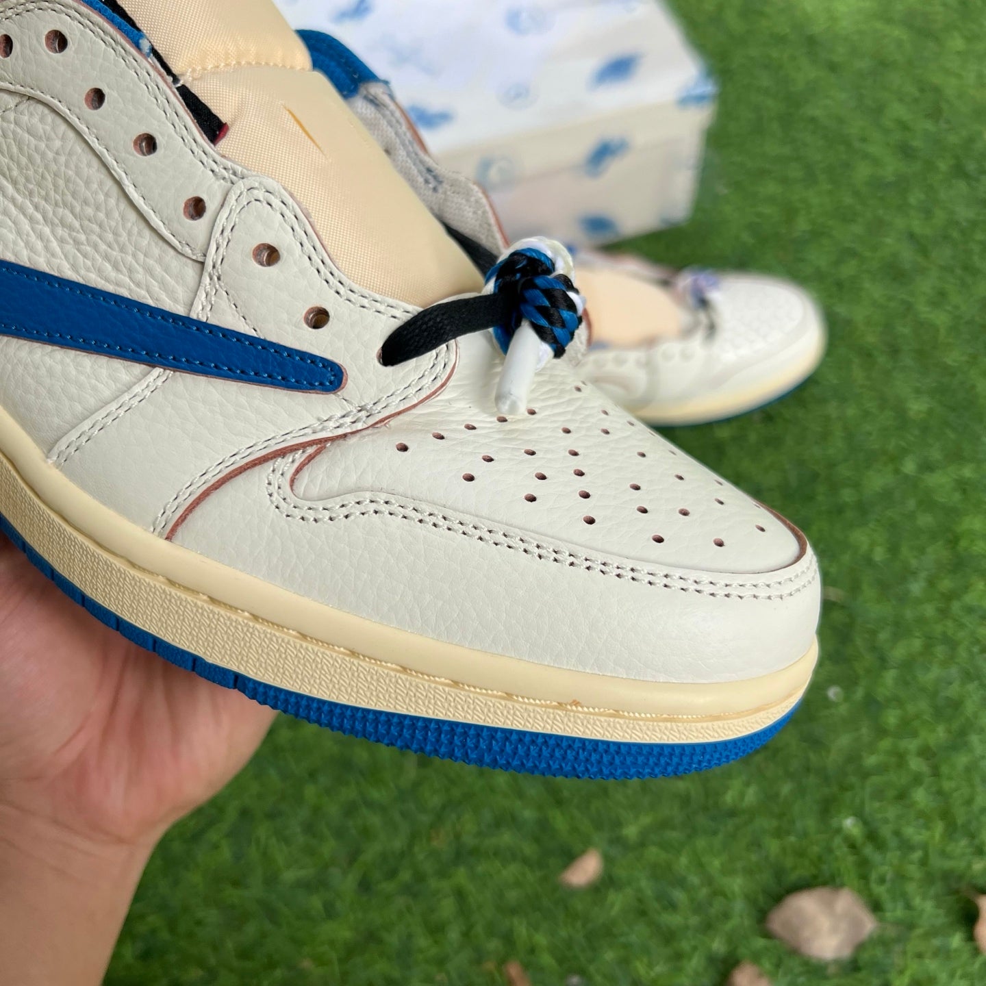 Travis Scott x Air Jordan 1 Low OG DM7866-104 - Nike x Jordan