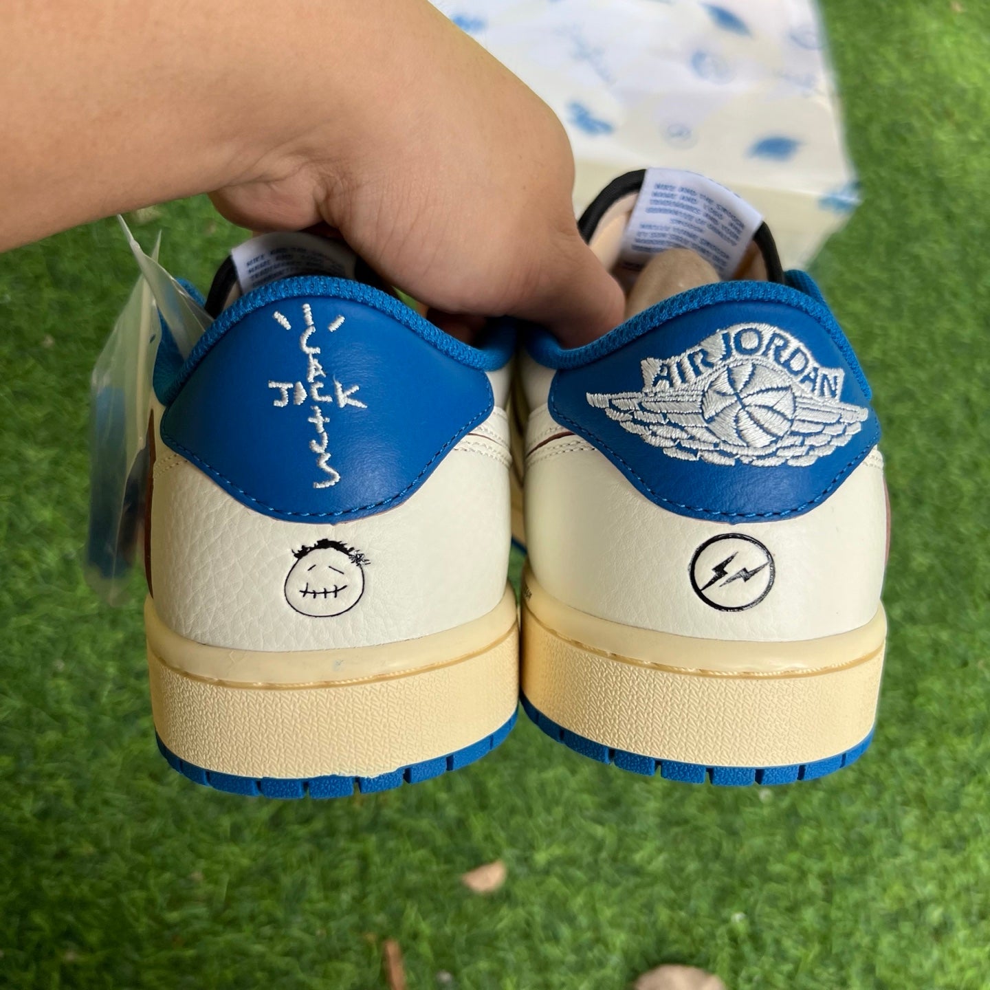 Travis Scott x Air Jordan 1 Low OG DM7866-104 - Nike x Jordan