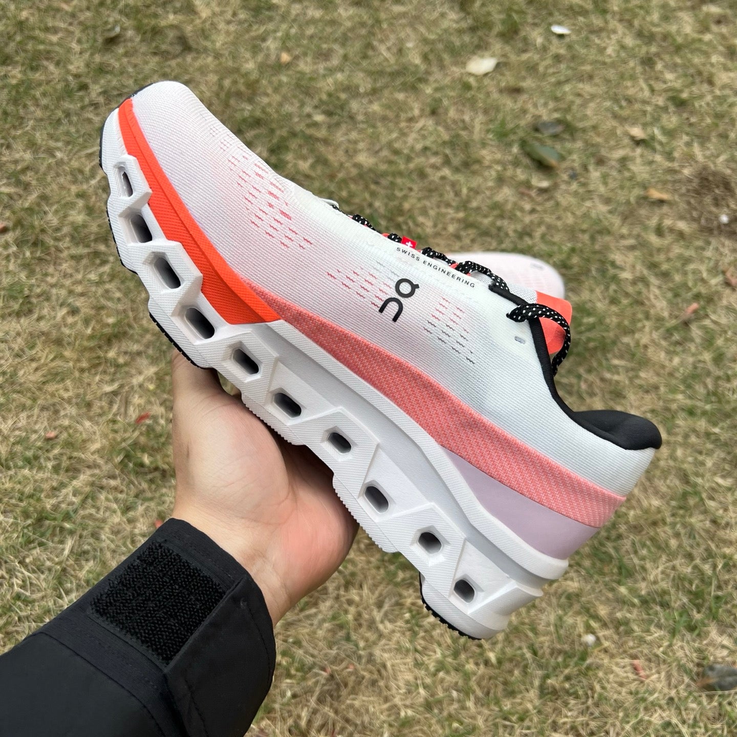 On Running Cloudmonster 2 Undyed Flame 3ME10121527 - Nike x Jordan