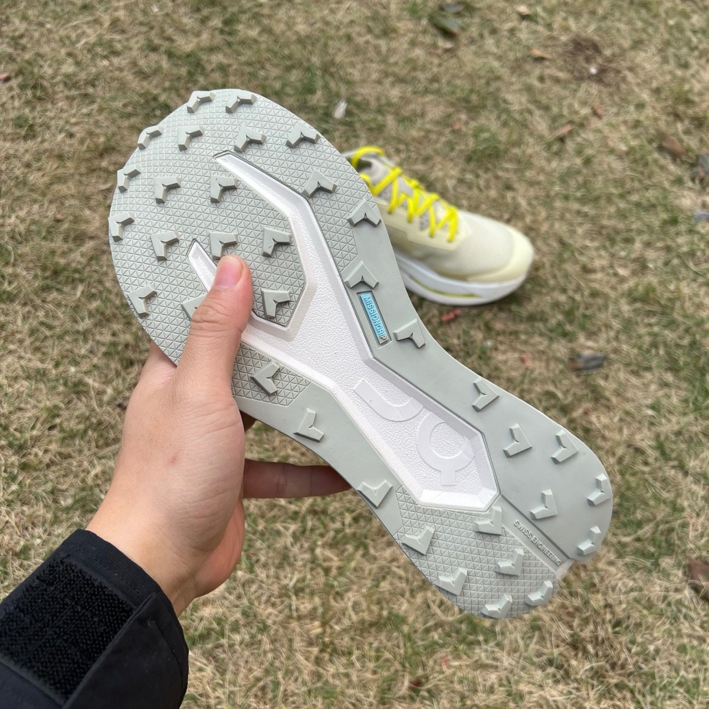 On Running Cloudultra 3 Pelican White 3MF30234238 - Nike x Jordan