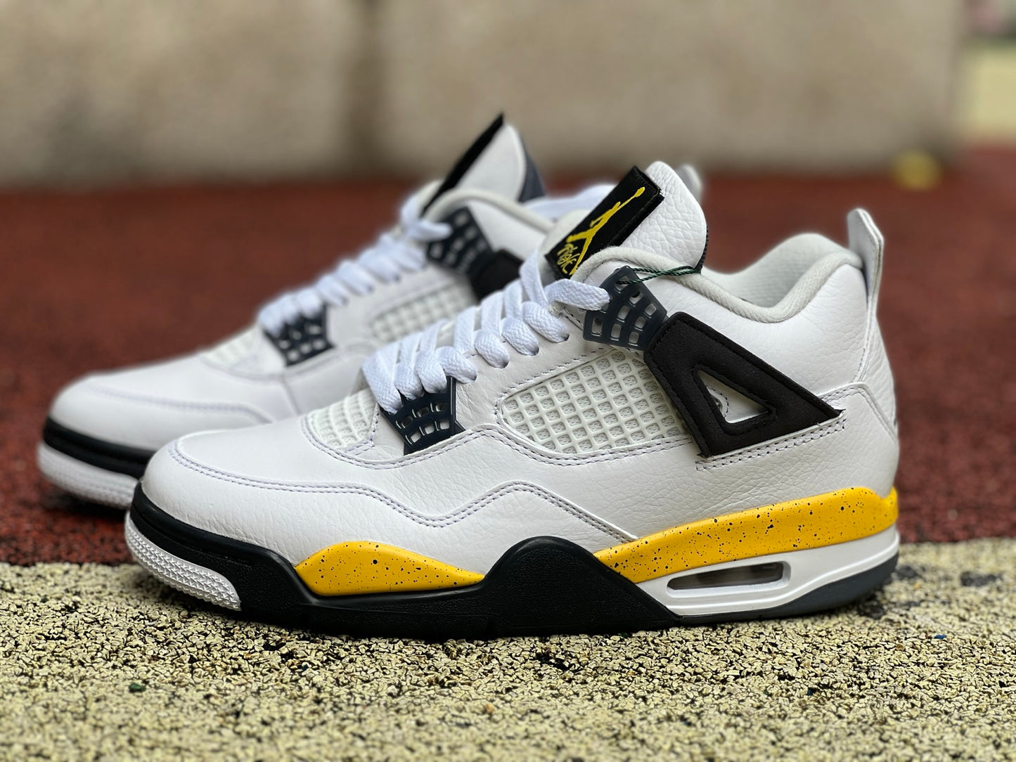 Air Jordan 4 Retro Rare Air Tour Yellow IO2463-102