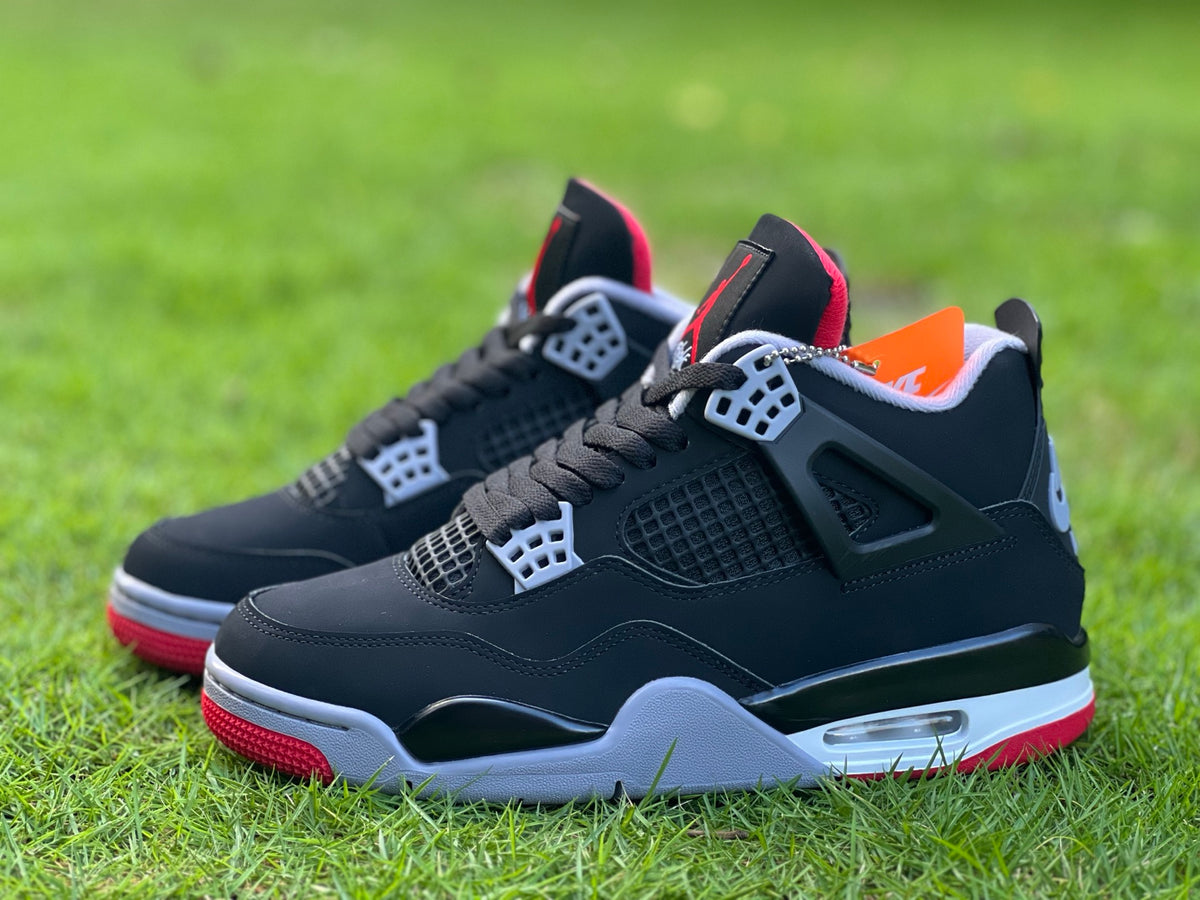 Air Jordan 4 Retro OG Bred 2026 IX8180-001