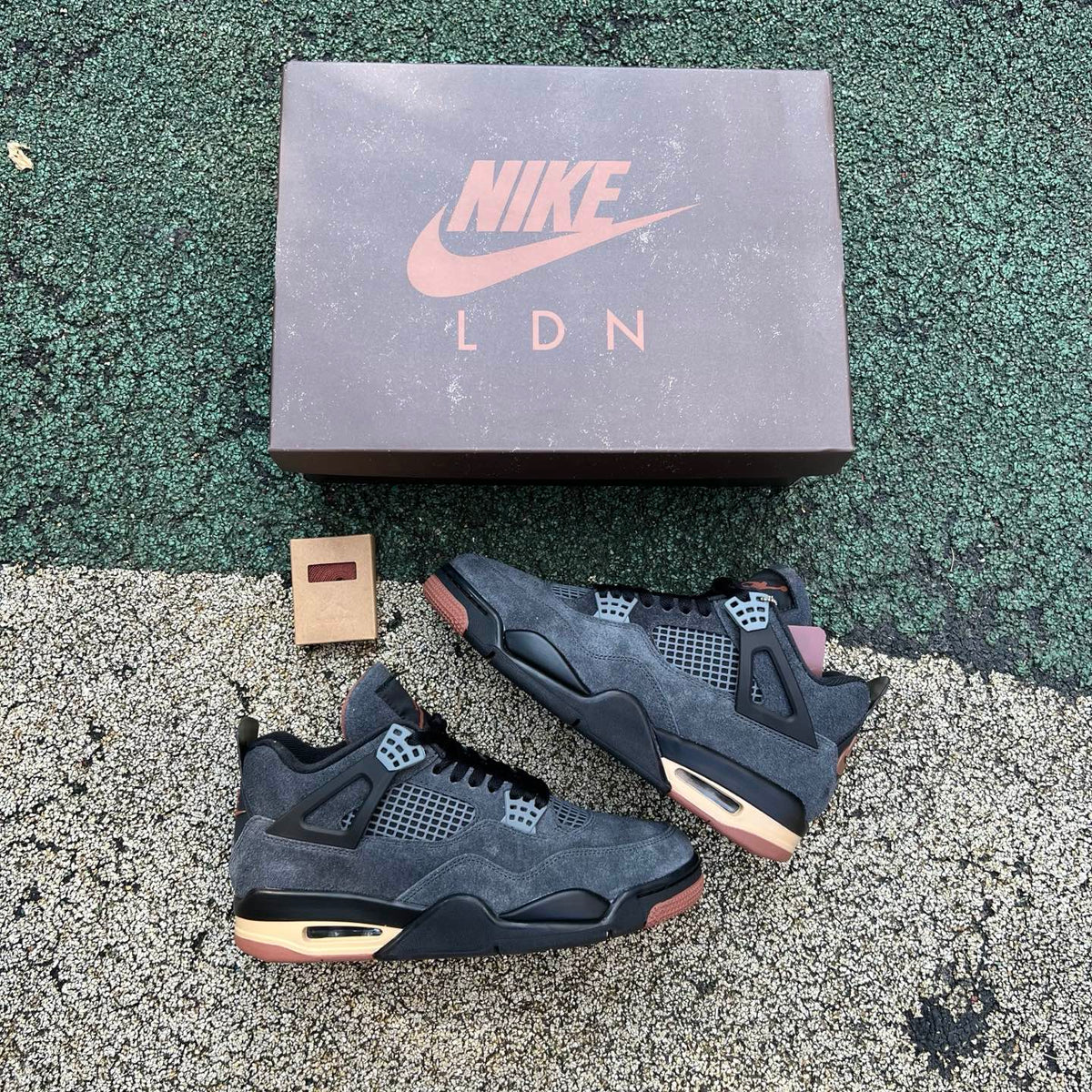 Nike Air Jordan 4 Retro London IV6048-001