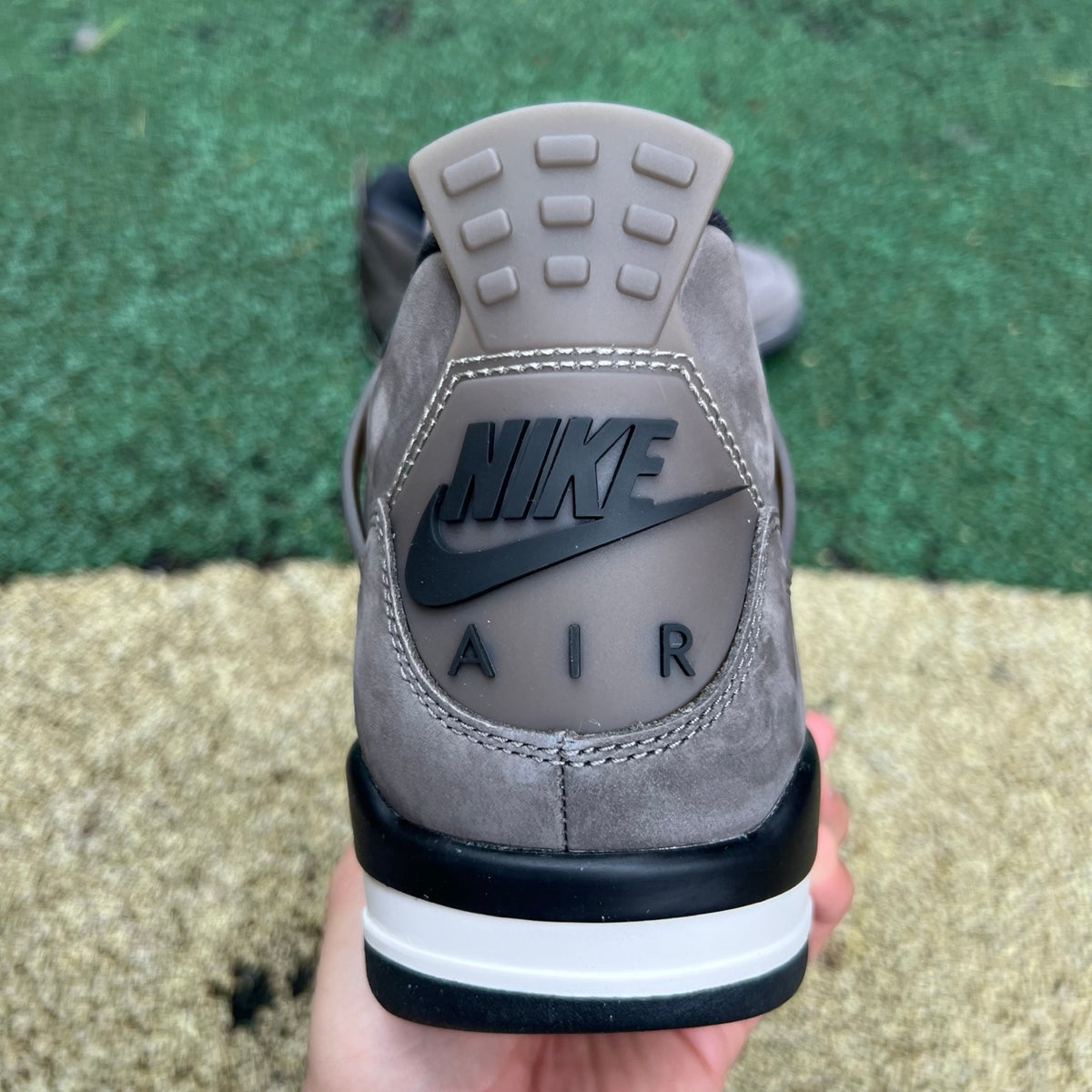 Nike Air Jordan 4 Retro Cave Stone FV5029-200