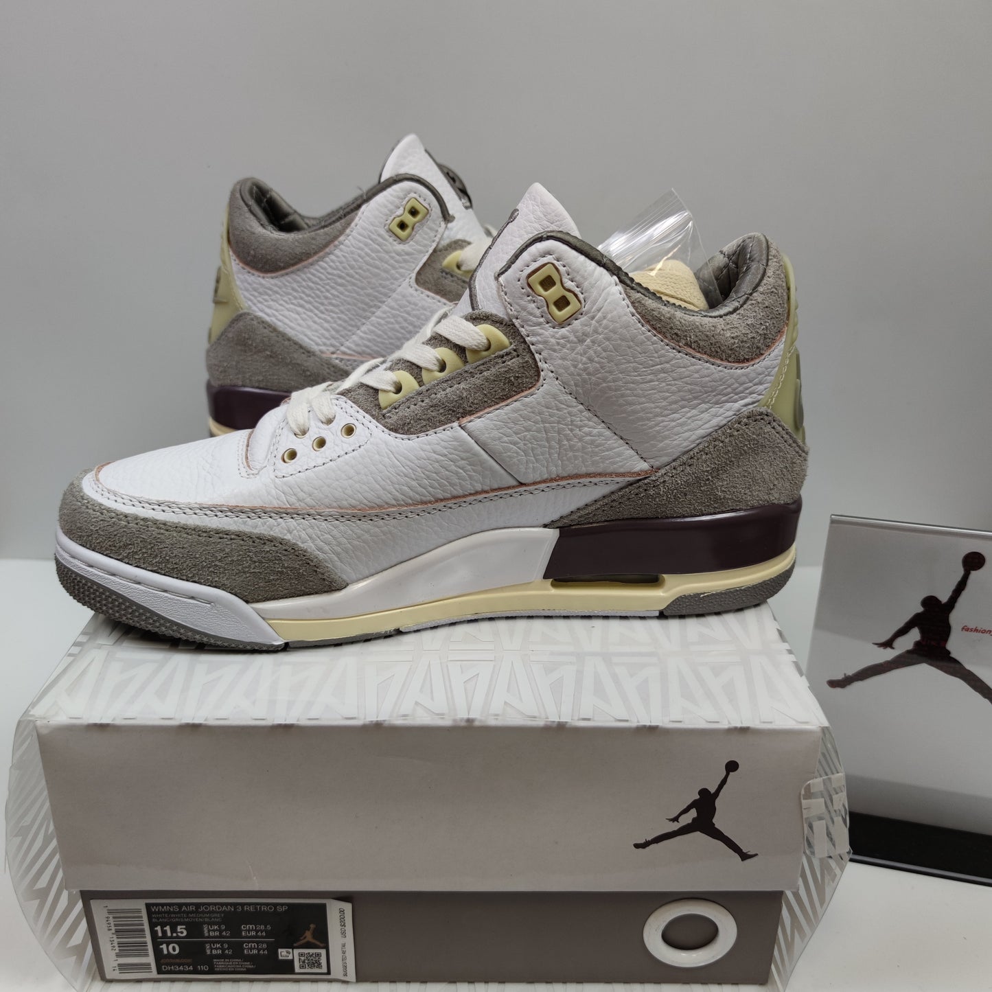 A Ma Maniére x Air Jordan 3 Retro SP "Medium Grey" DH3434-110 - Nike x Jordan