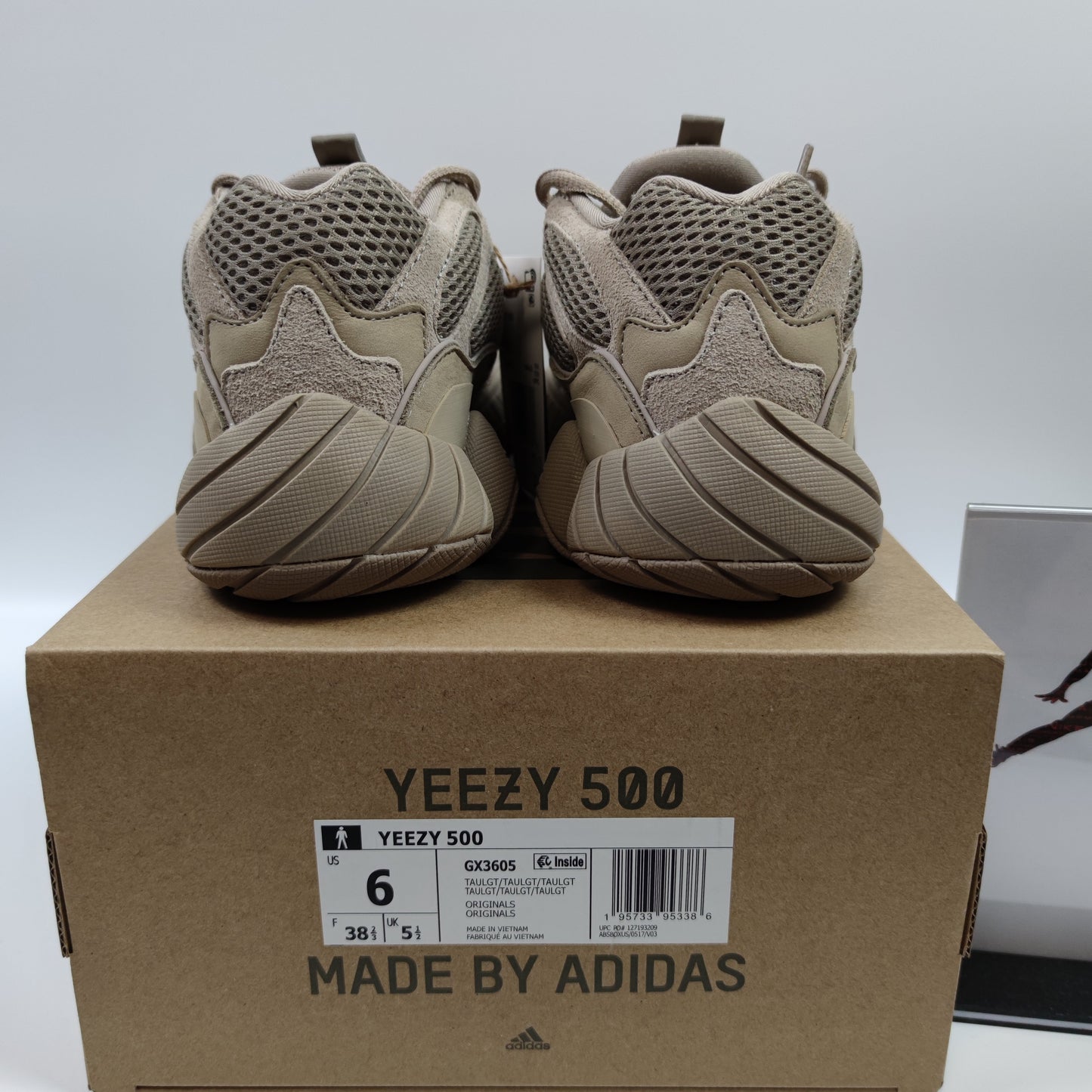 Adidas Originals Yeezy 500 "Taupe Light" GX3605 - Nike x Jordan