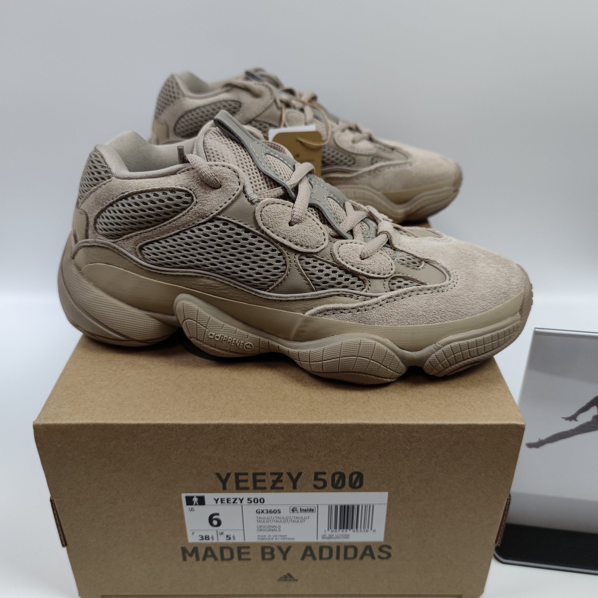 Adidas Originals Yeezy 500 "Taupe Light" GX3605 - Nike x Jordan
