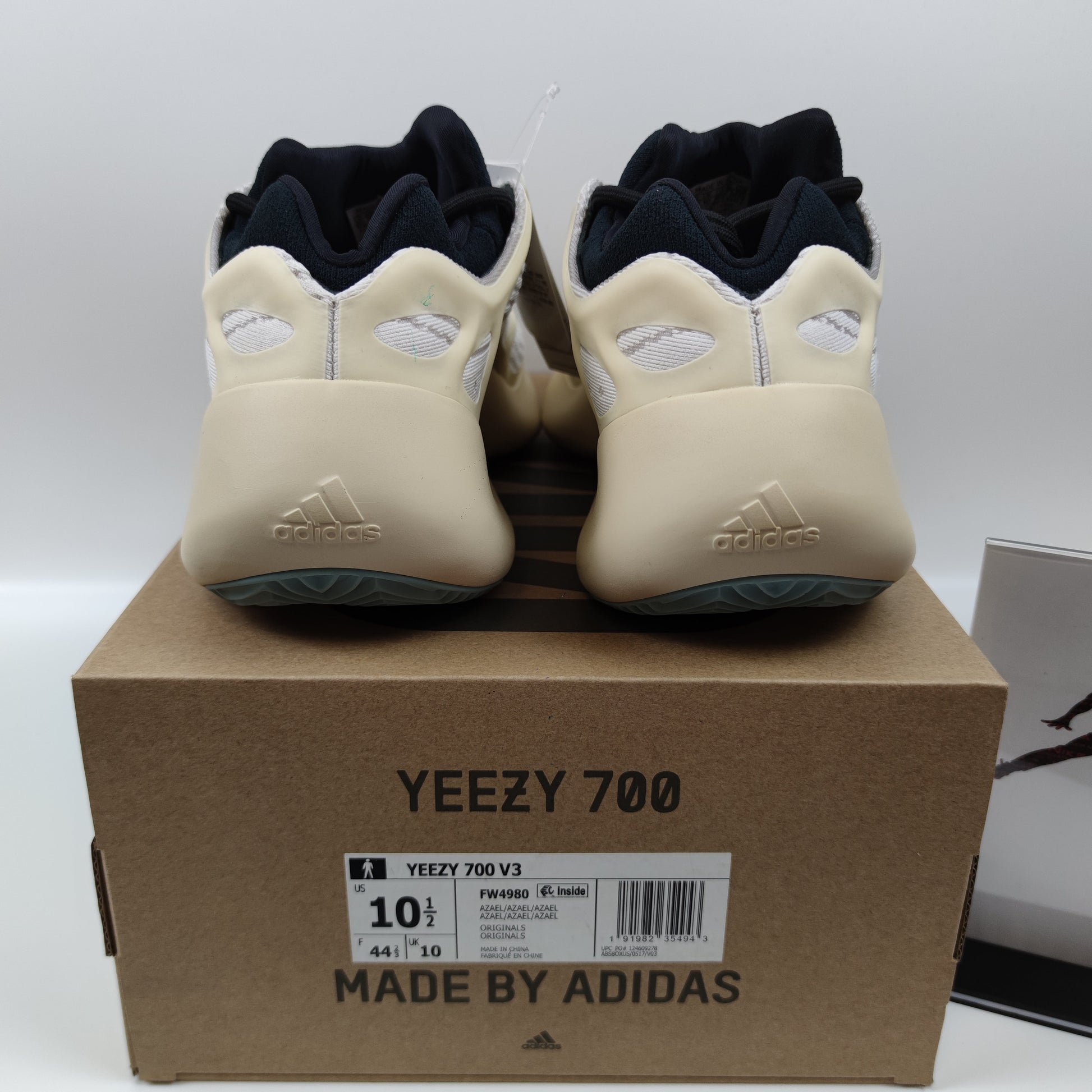 Adidas Originals Yeezy 700 V3 "Azael" FW4980 - Nike x Jordan