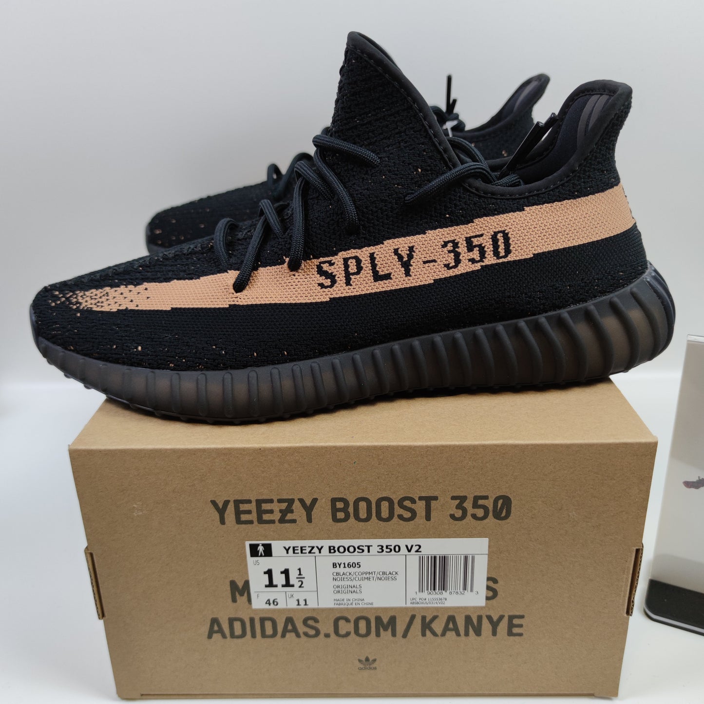 Adidas Originals Yeezy Boost 350 V2 "Core Black Copper" BY1605 - Nike x Jordan