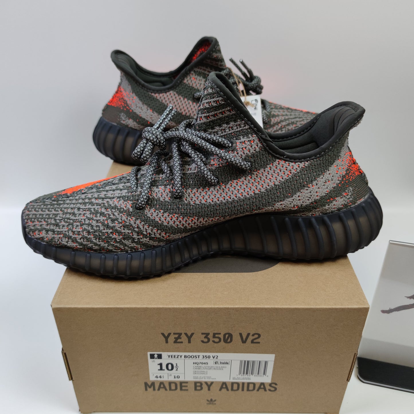 Adidas Originals Yeezy Boost 350 V2 HQ7045 - Nike x Jordan