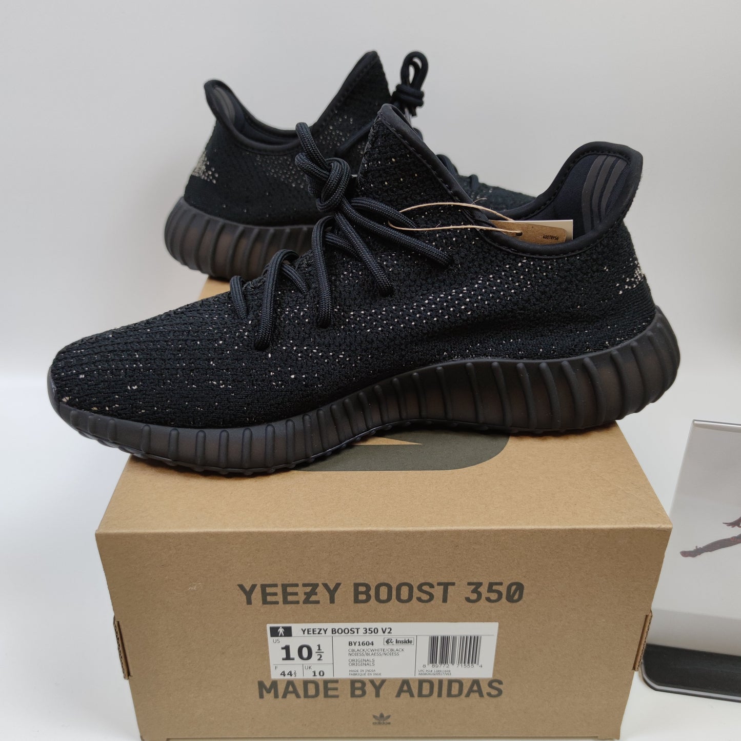 Adidas Originals Yeezy Boost 350 V2 "Oreo" BY1604-2016 - Nike x Jordan
