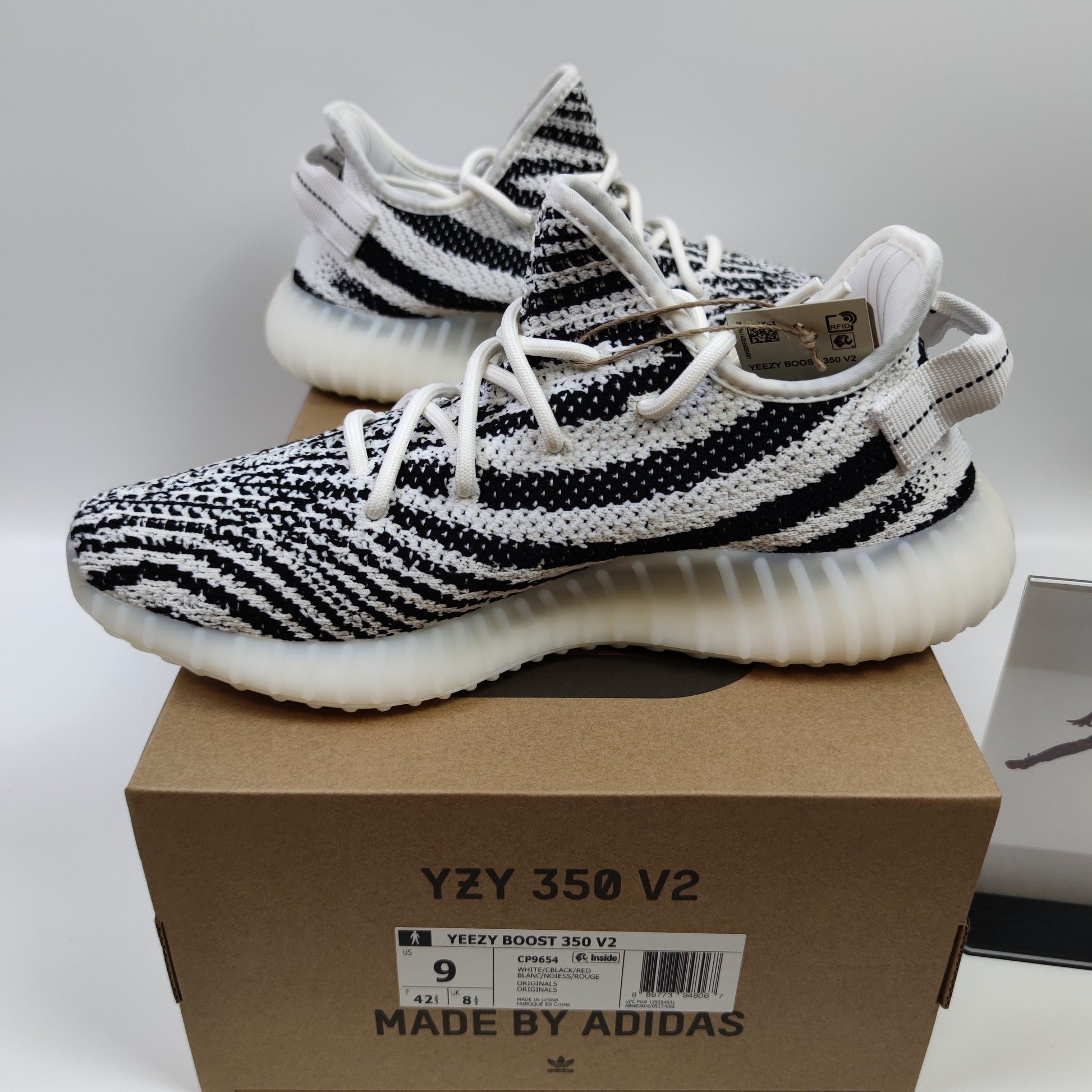 Adidas Originals Yeezy Boost 350 V2 "Zebra" CP9654-2022 - Nike x Jordan