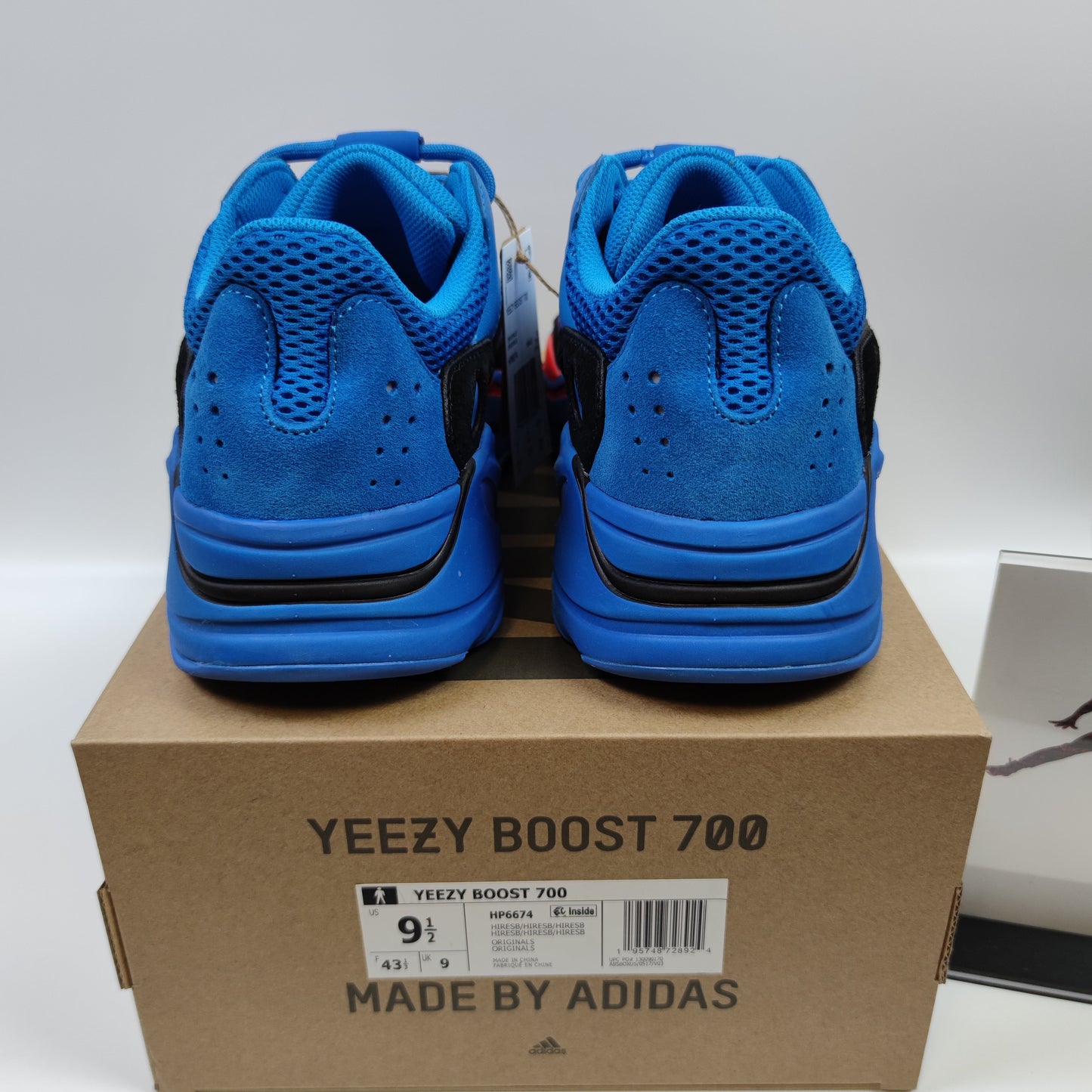 Adidas Originals Yeezy Boost 700 "Hi-Res Blue" HP6674 - Nike x Jordan