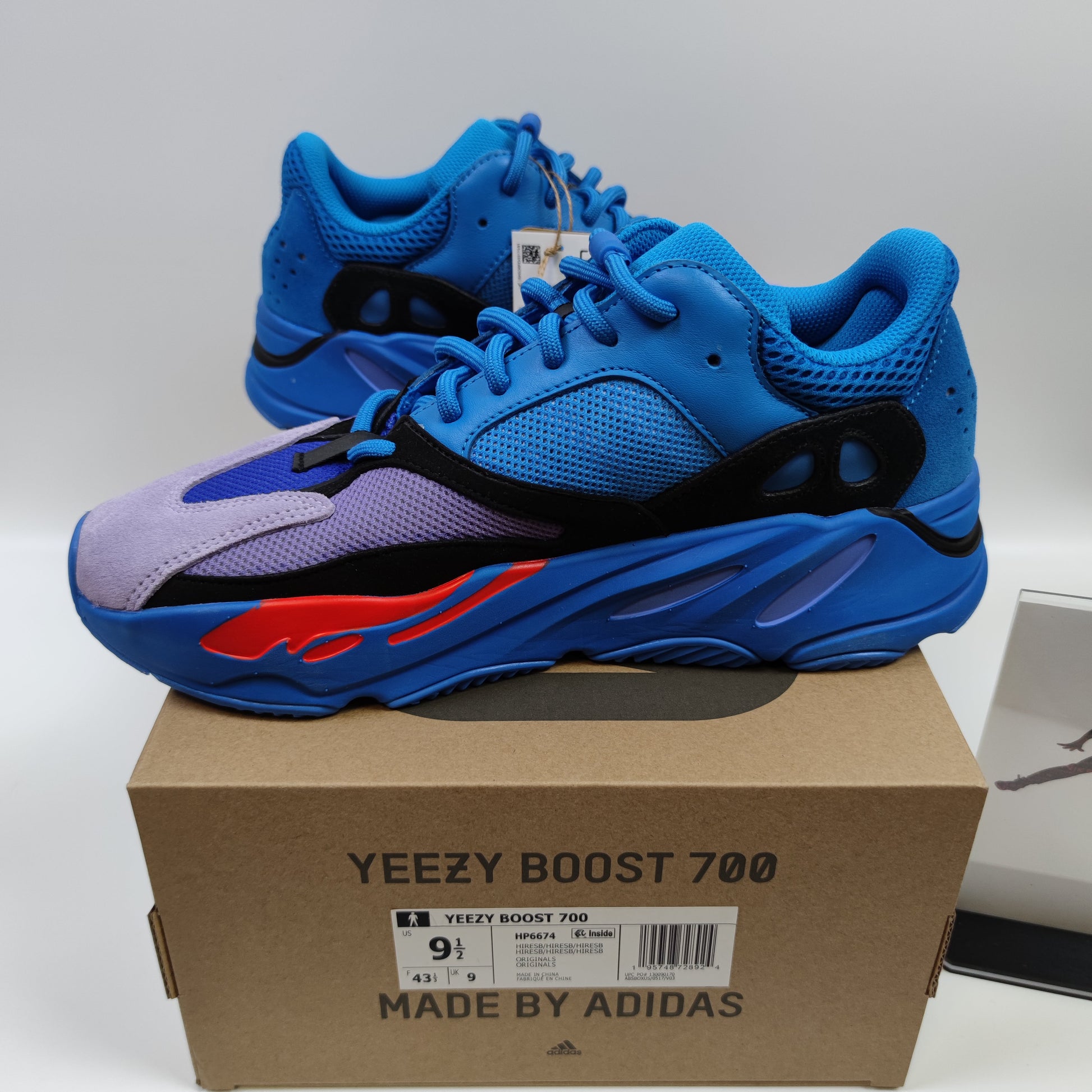 Adidas Originals Yeezy Boost 700 "Hi-Res Blue" HP6674 - Nike x Jordan
