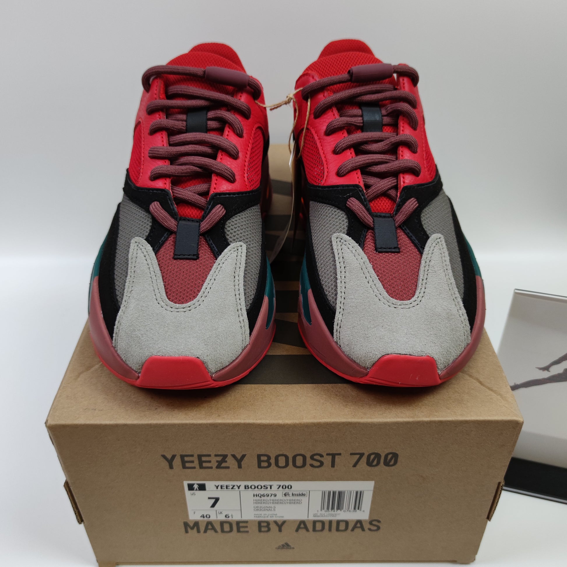 Adidas Originals Yeezy Boost 700 "Hi-Res Red" HQ6979 - Nike x Jordan