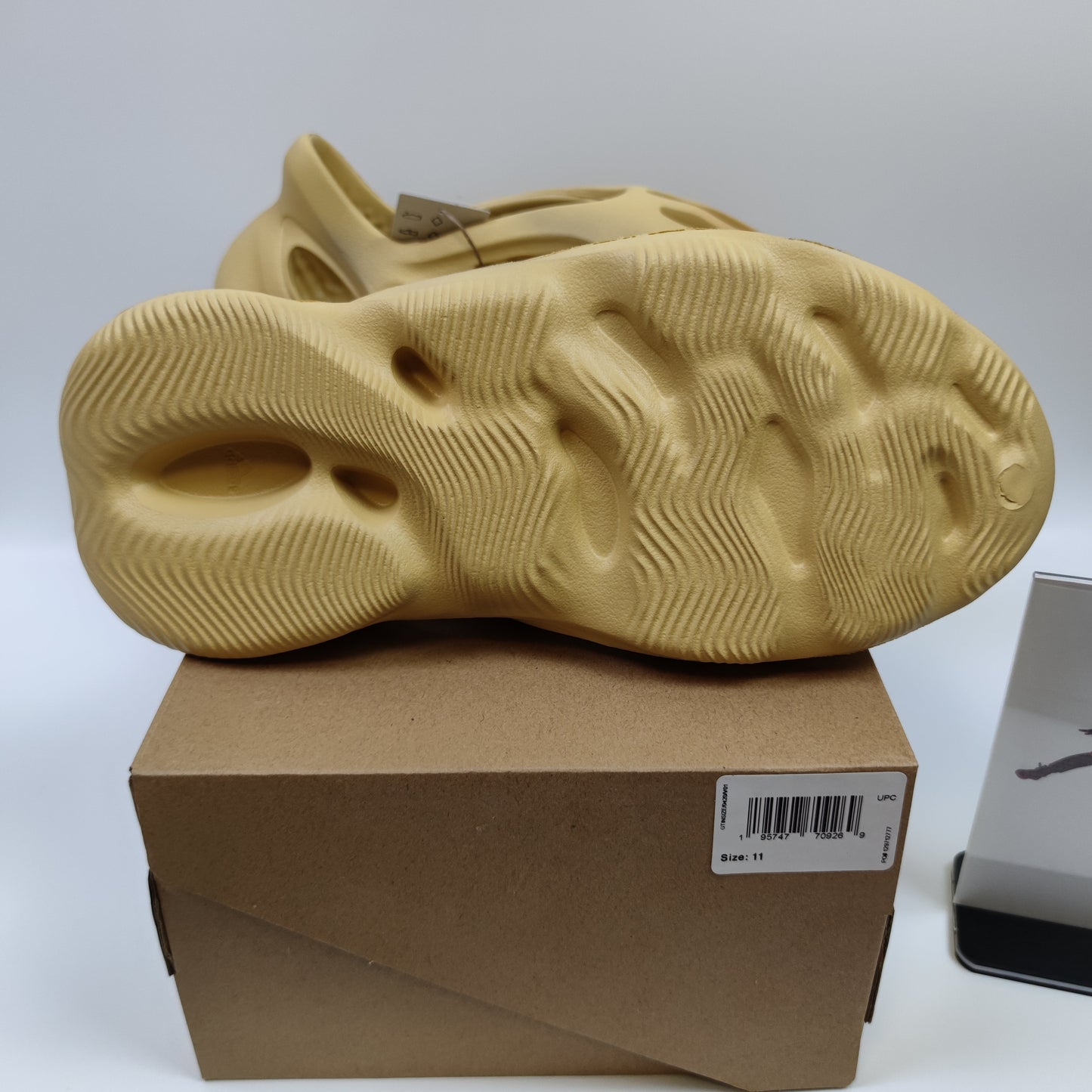 Adidas Originals Yeezy Foam Runner "Desert Sand" GV6843 - Nike x Jordan