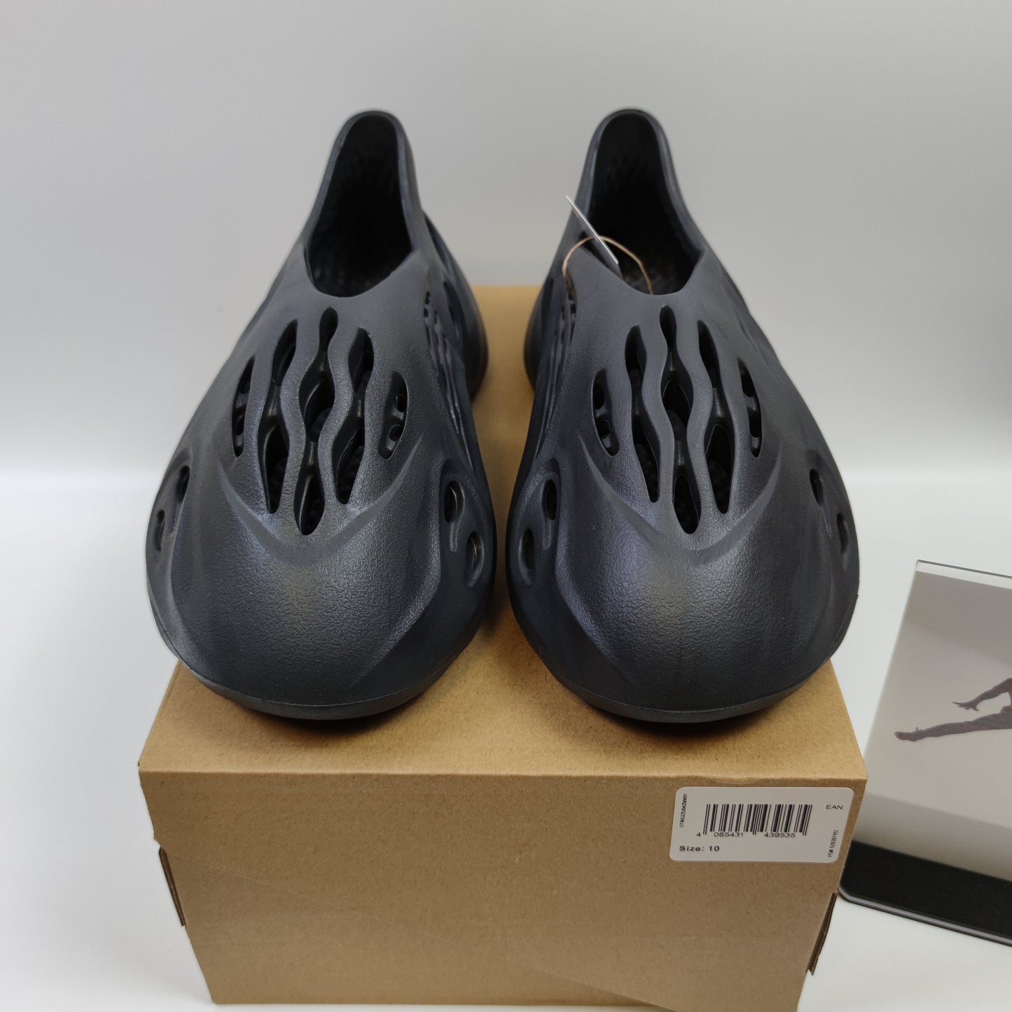 Adidas Originals Yeezy Foam Runner "Onyx" HP8739 - Nike x Jordan