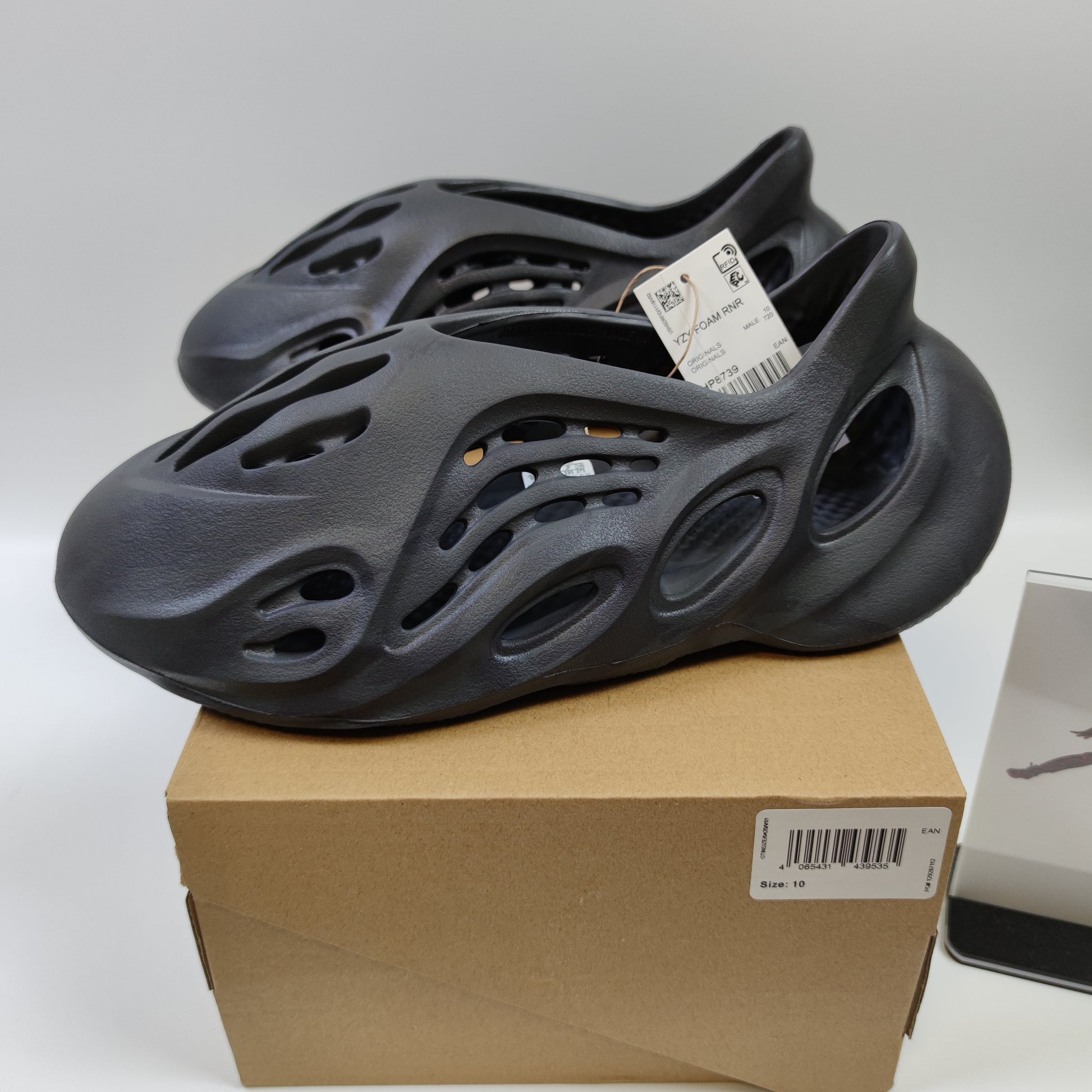 Adidas Originals Yeezy Foam Runner "Onyx" HP8739 - Nike x Jordan
