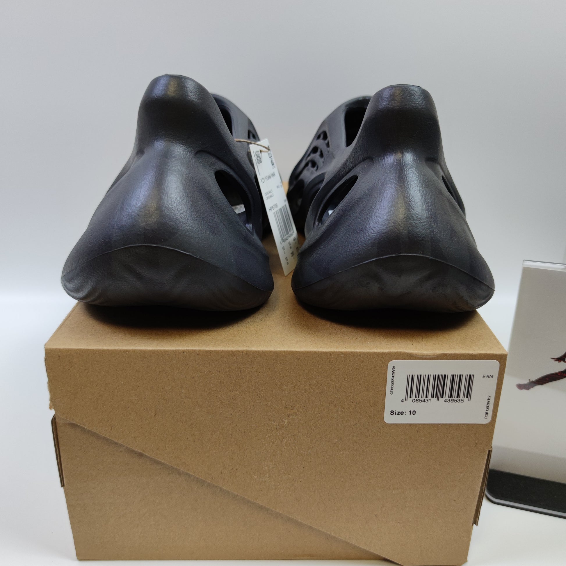 Adidas Originals Yeezy Foam Runner "Onyx" HP8739 - Nike x Jordan