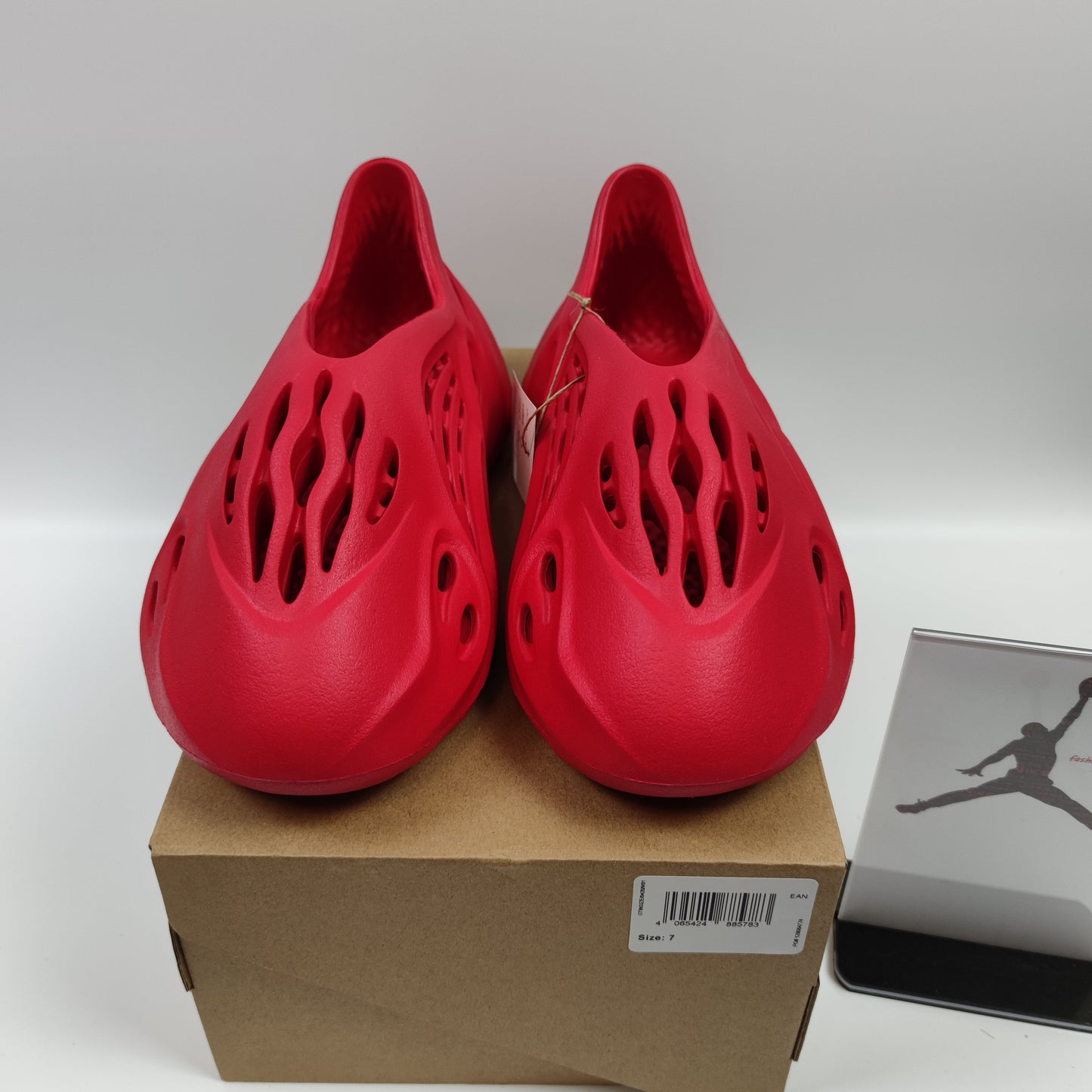 Adidas Originals Yeezy Foam Runner "Vermilion" GW3355 - Nike x Jordan
