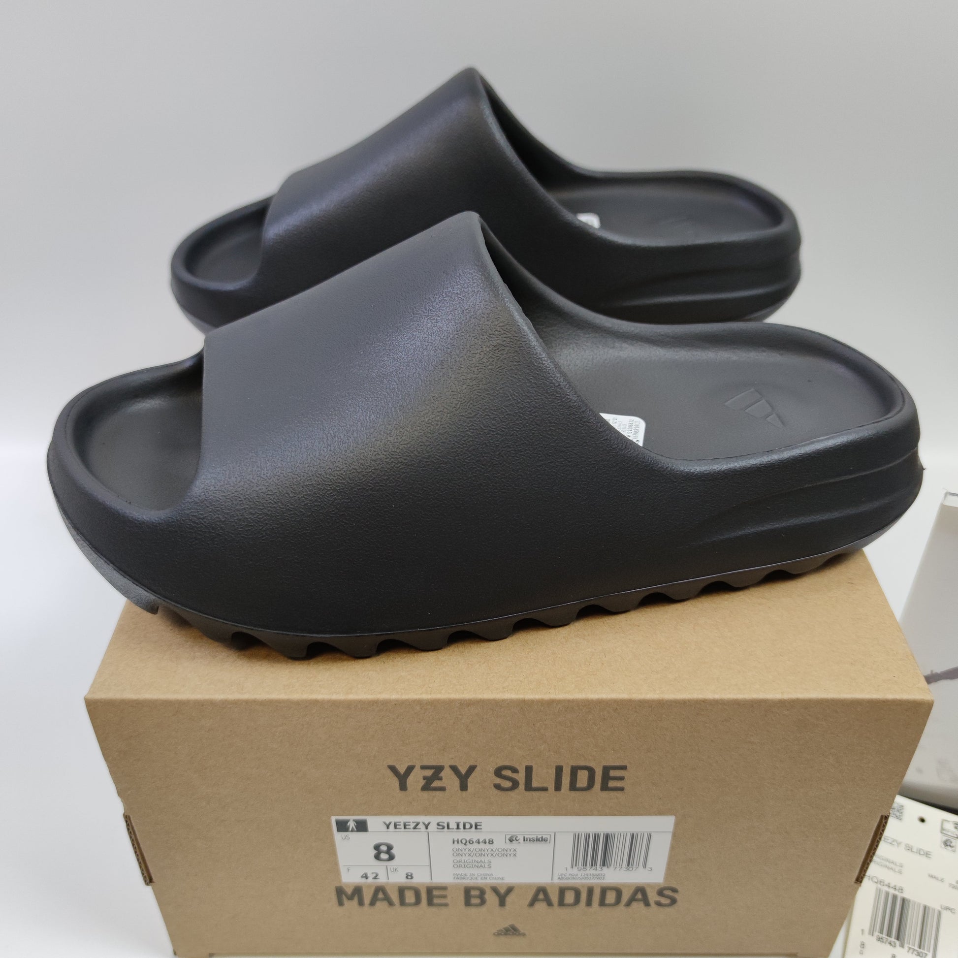 Adidas Originals Yeezy Slide "Onyx" HQ6448 - Nike x Jordan