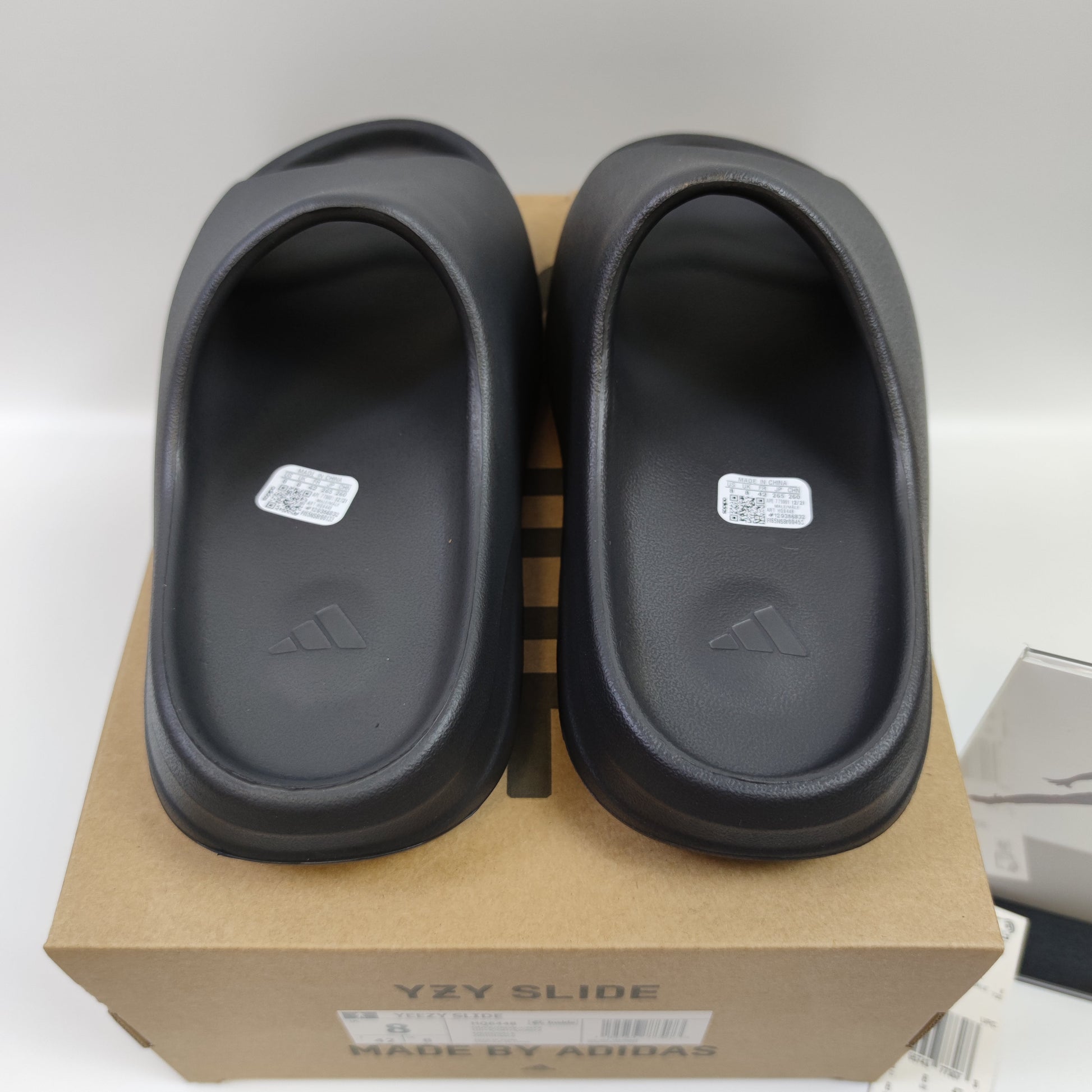 Adidas Originals Yeezy Slide "Onyx" HQ6448 - Nike x Jordan